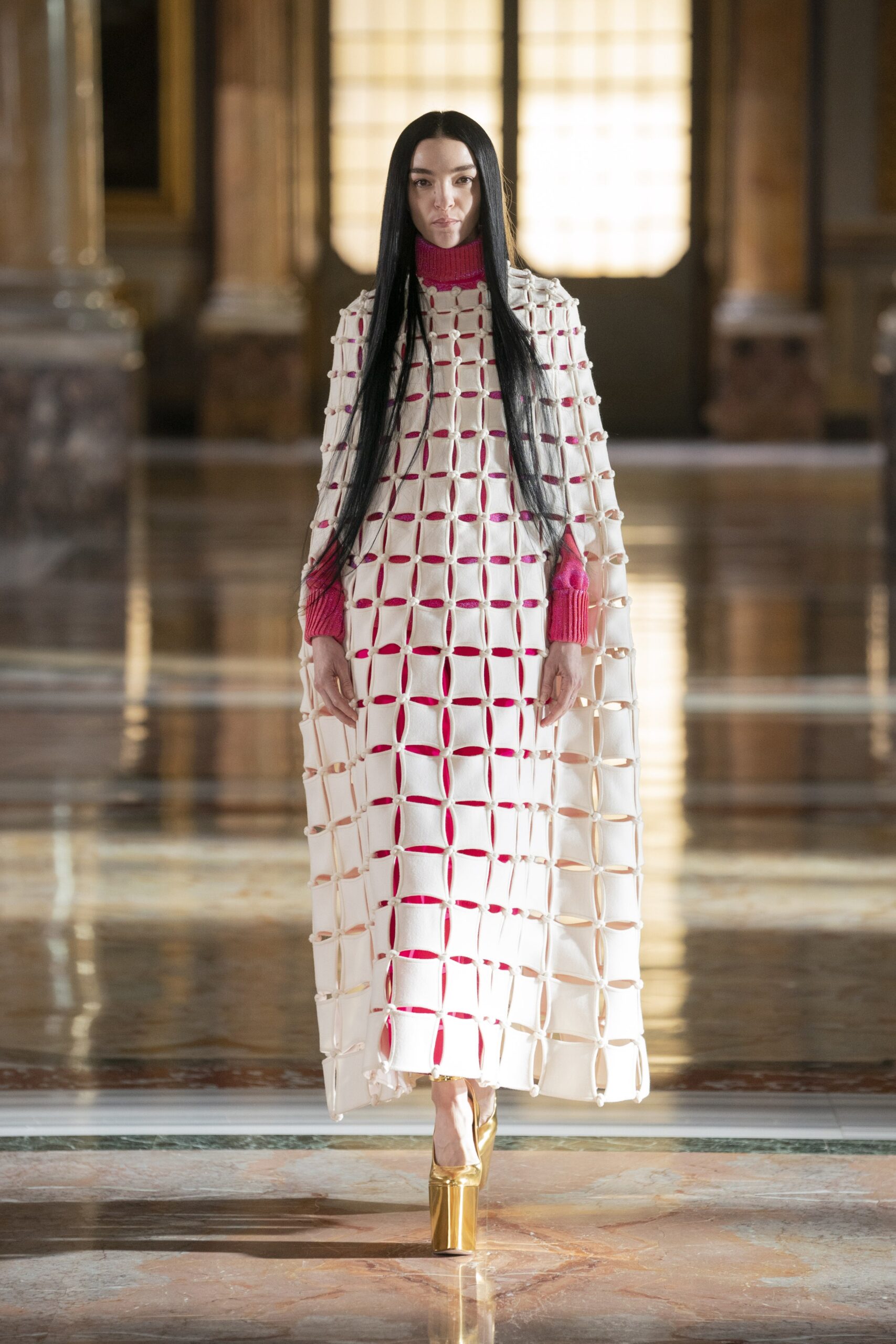 Valentino S/S 21 Couture Look 1