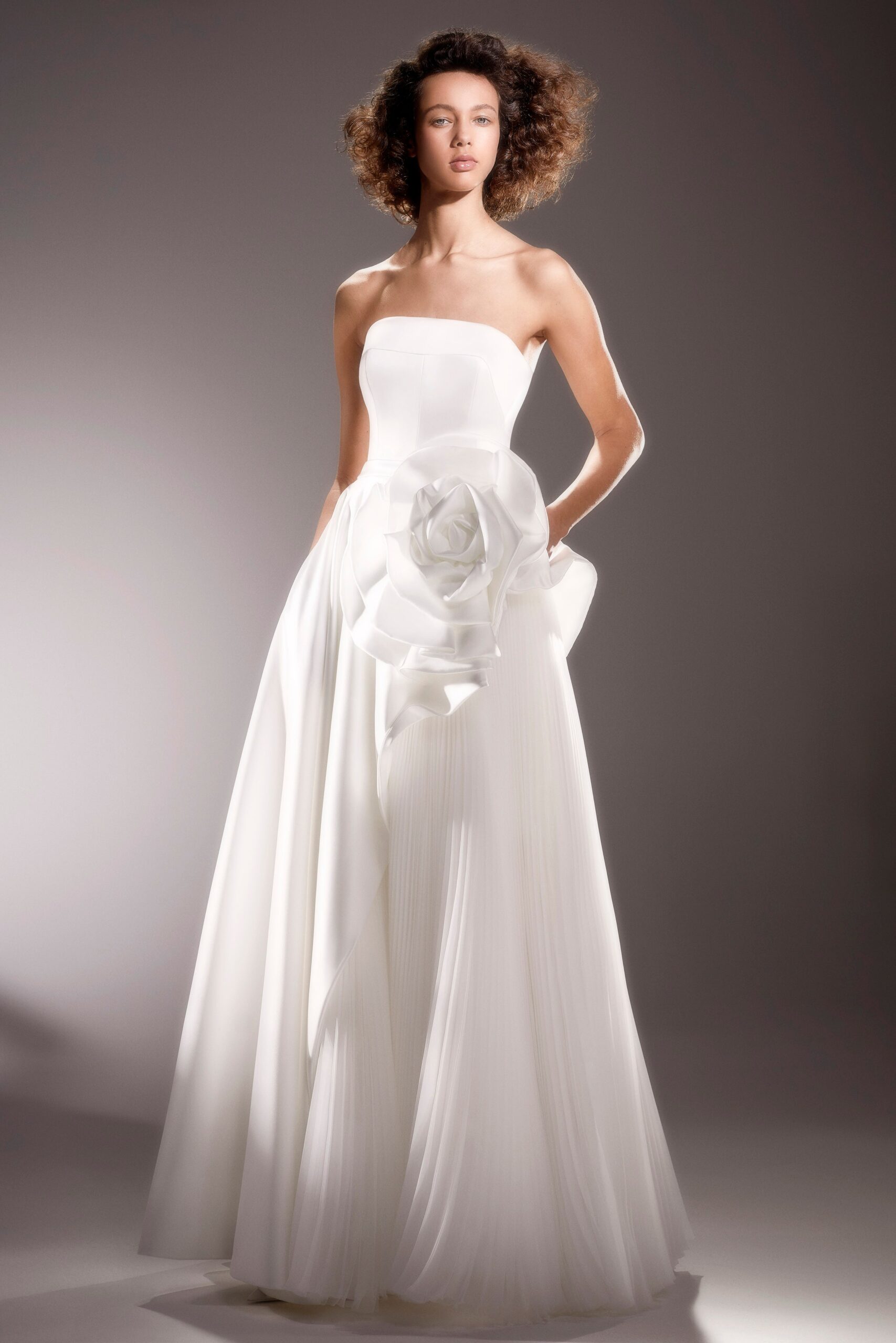 Viktor & Rolf S/S 20 Bridal Look 1