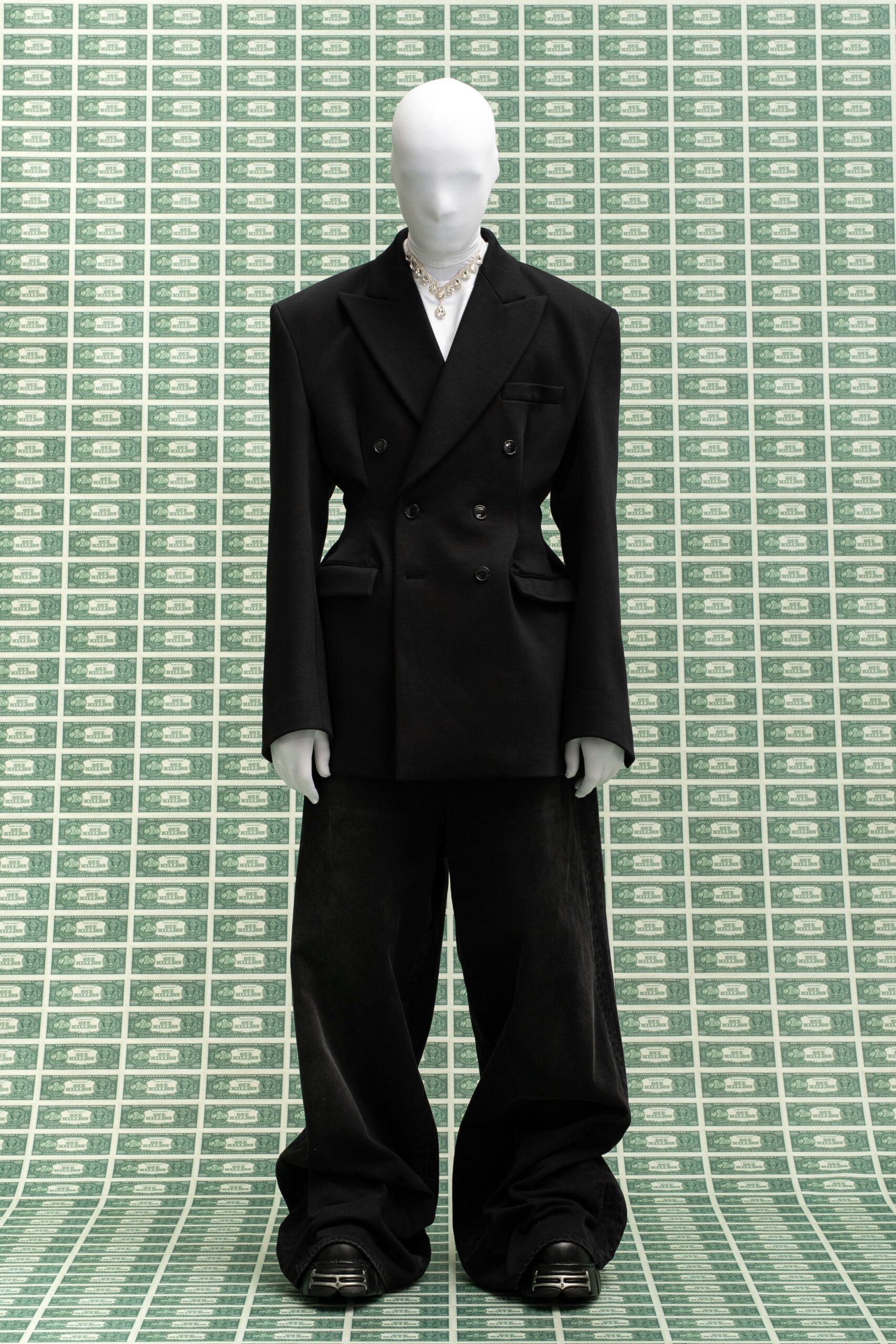 Vetements F/W 22 Look 2