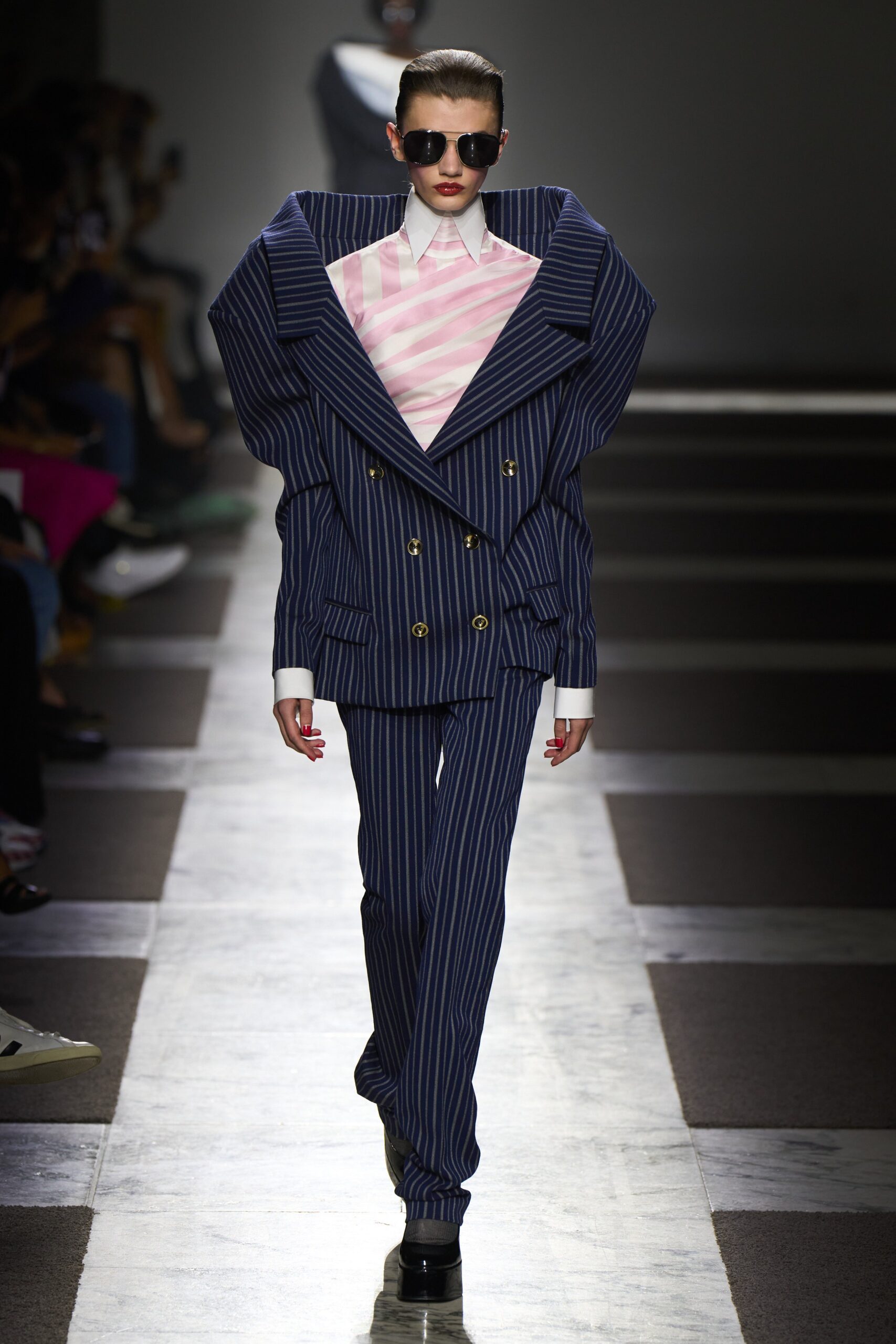 Viktor & Rolf F/W 22 Couture Look 2