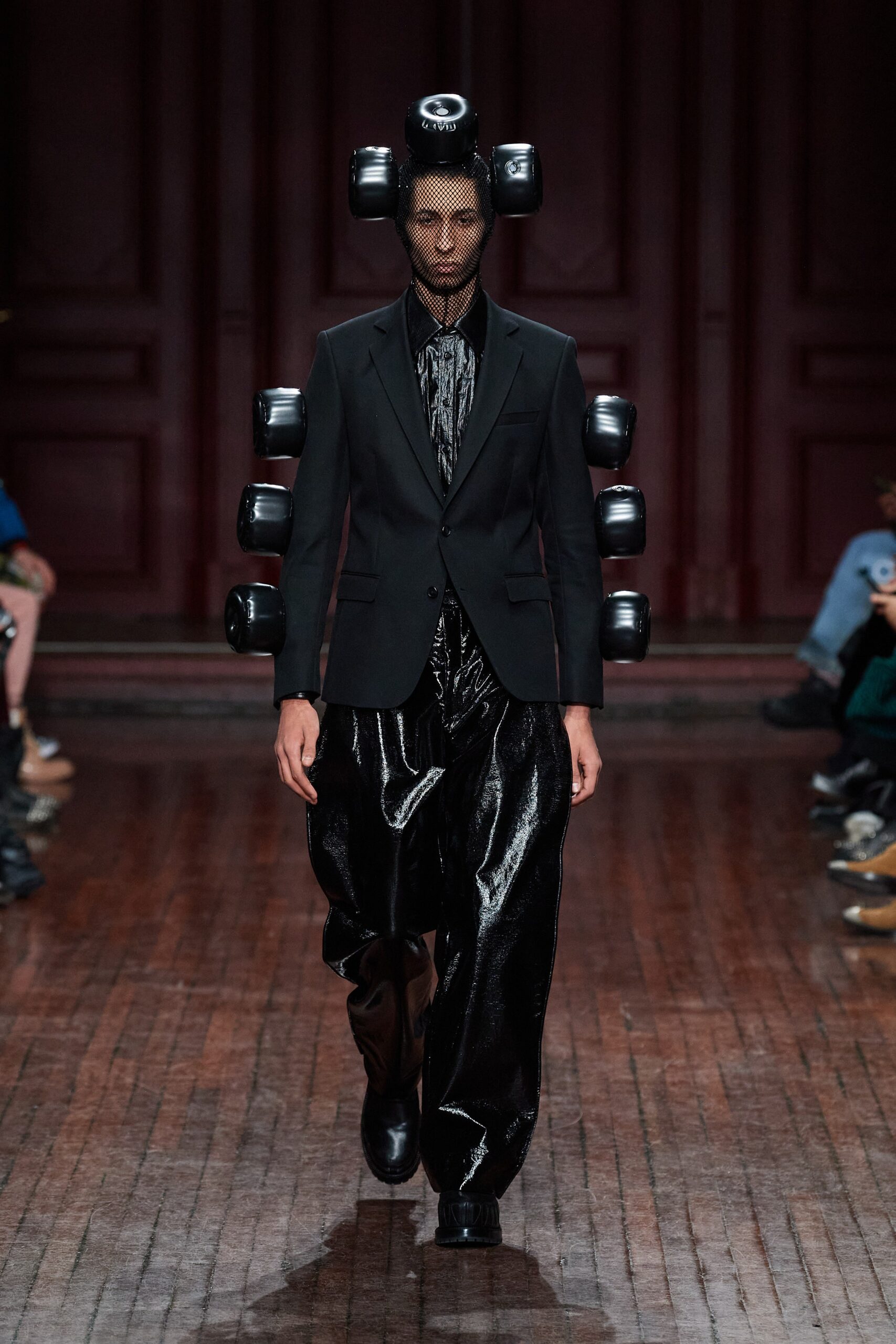 Walter Van Beirendonck F/W 23 Menswear Look 2