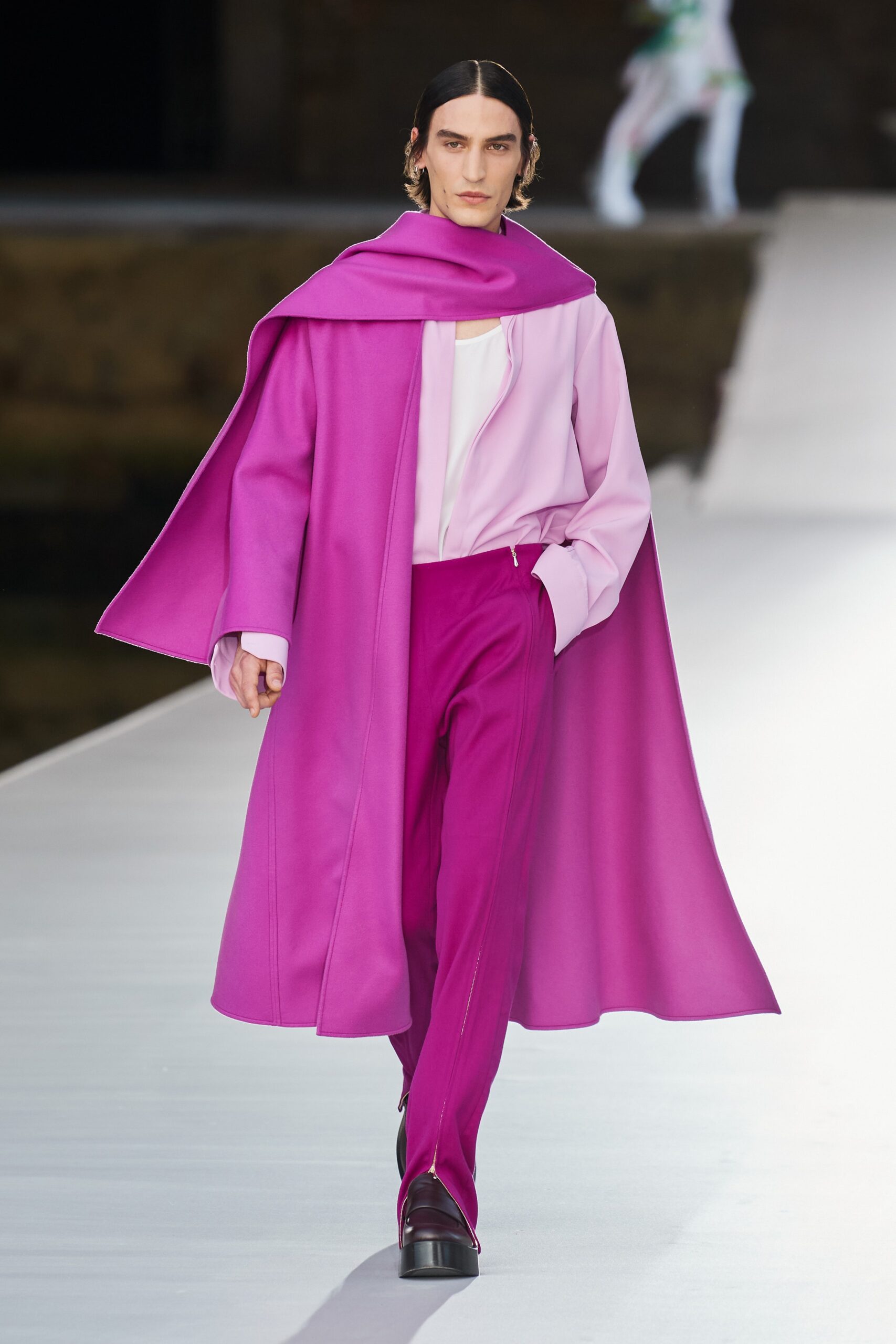 Valentino F/W 21 Couture Look 3