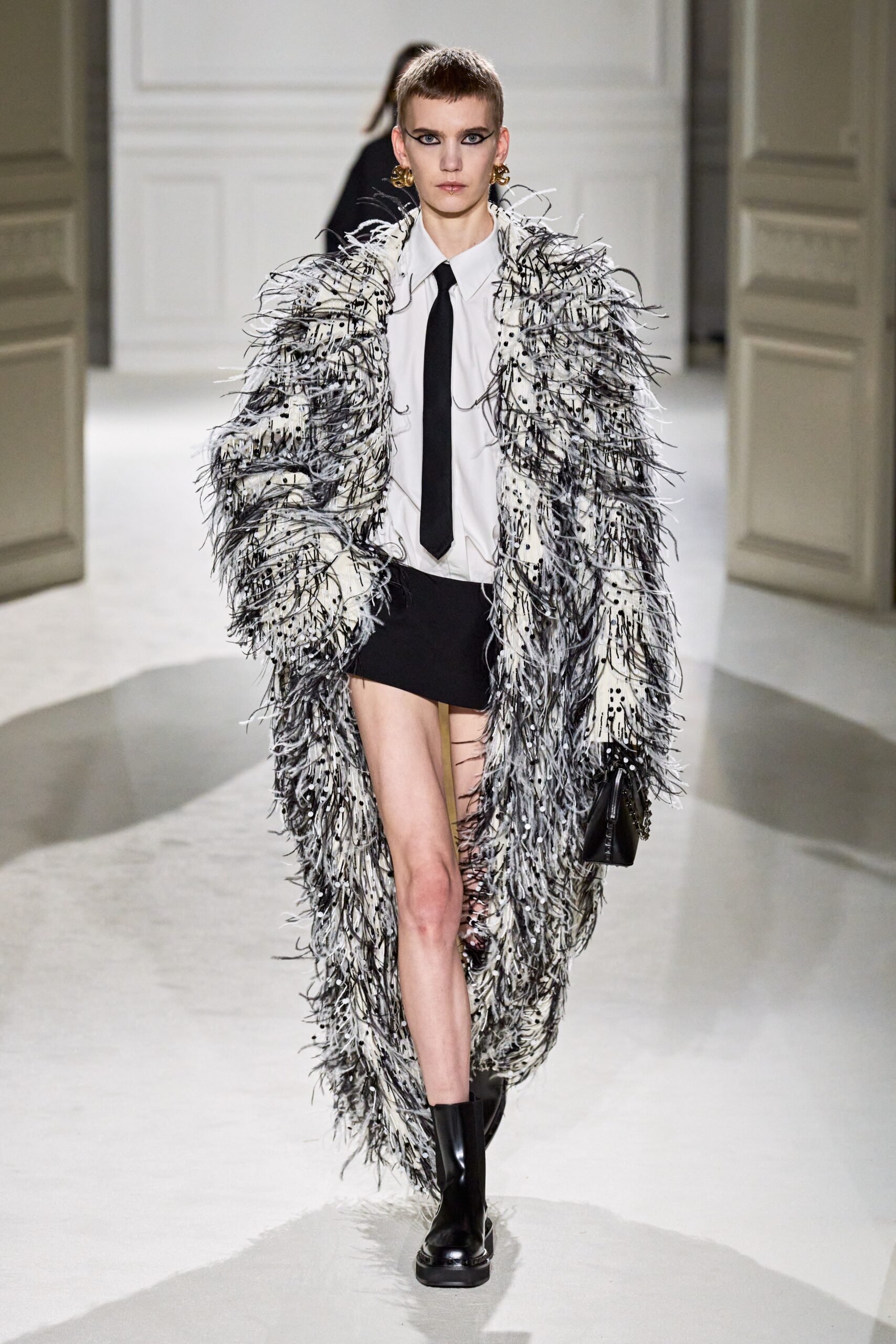Valentino F/W 23 Look 3