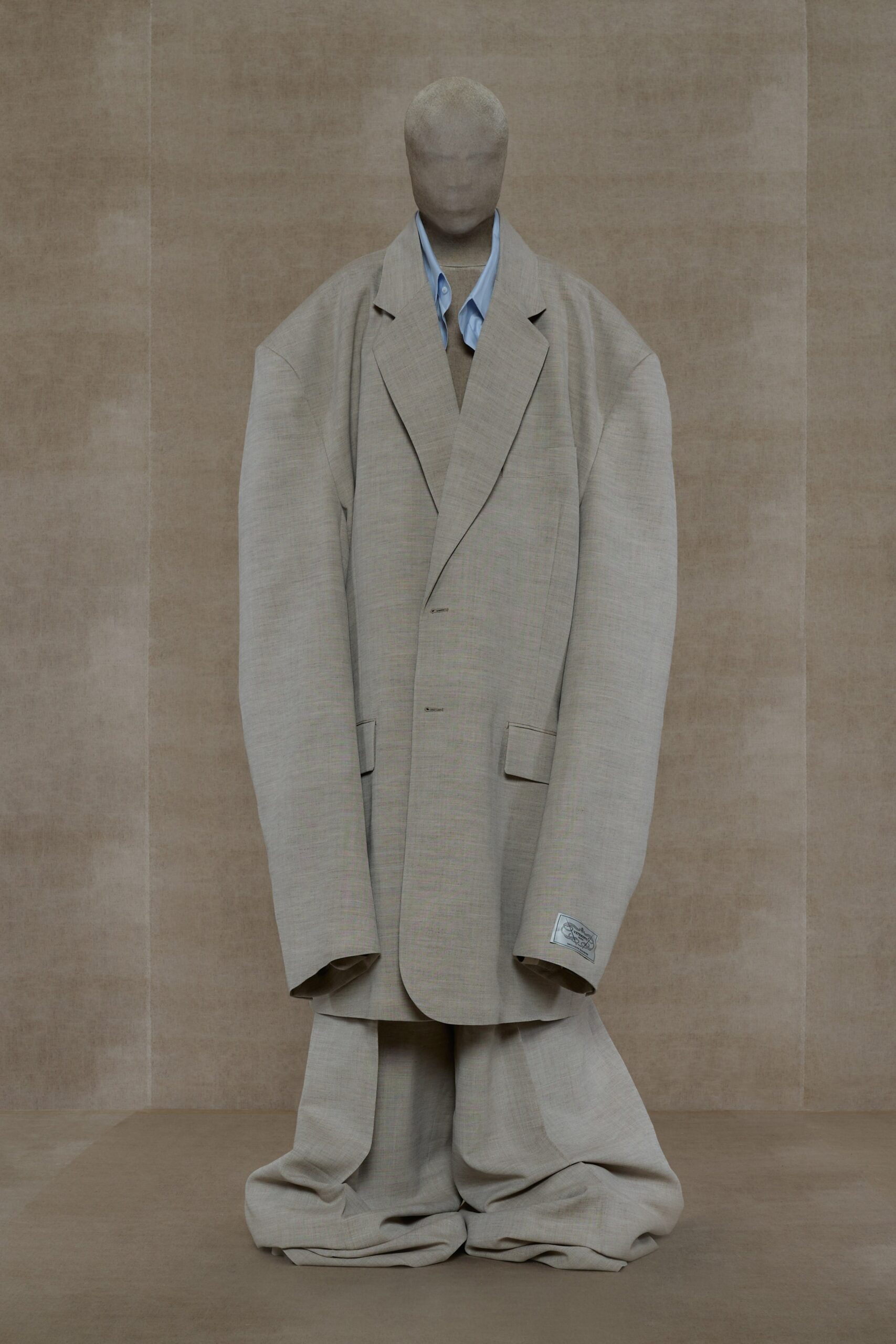 Vetements S/S 24 Menswear Look 5