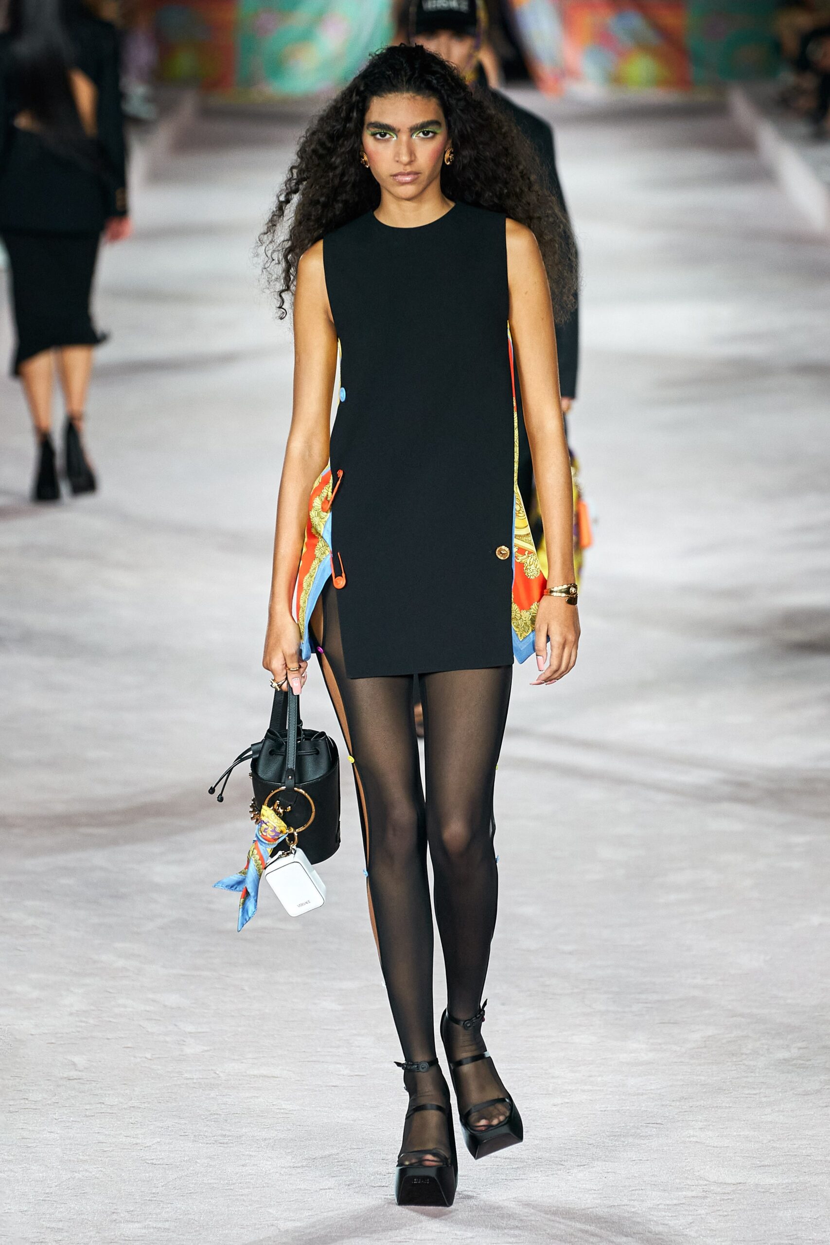 Versace S/S 22 Look 4