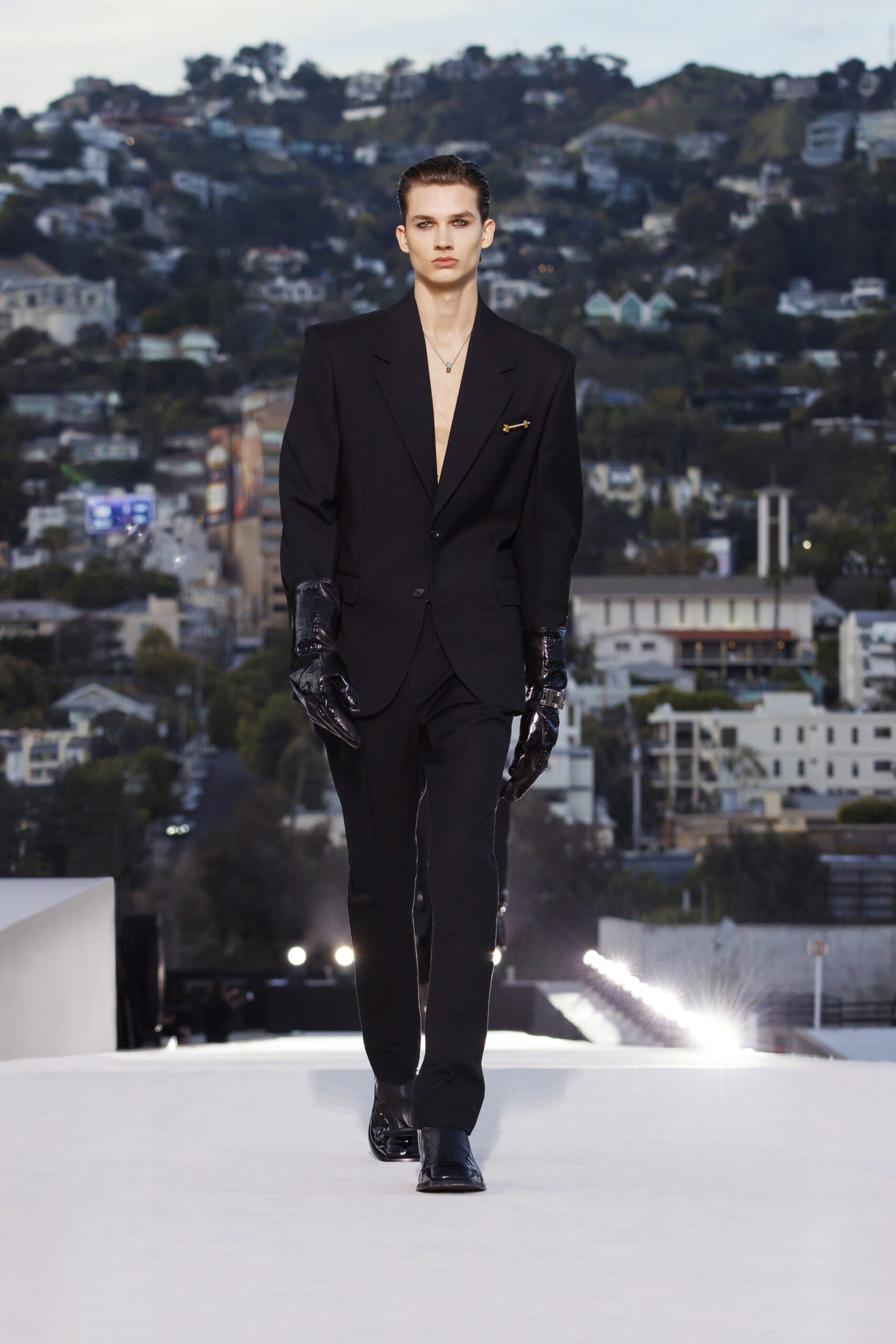 Versace F/W 23 Look 4