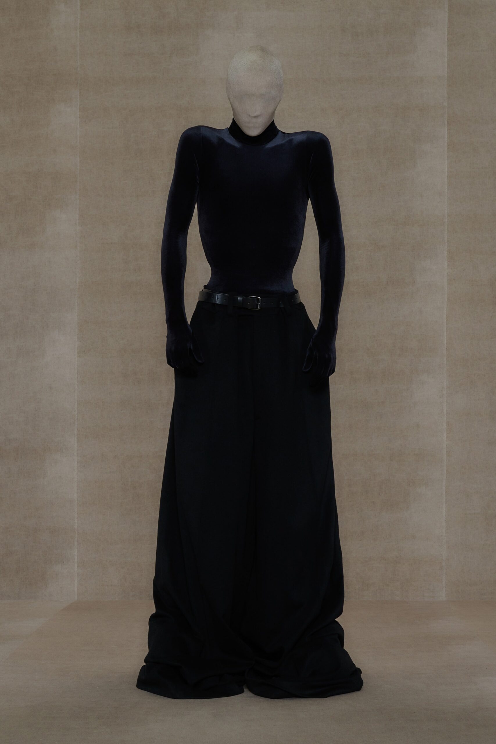 Vetements S/S 24 Menswear Look 7