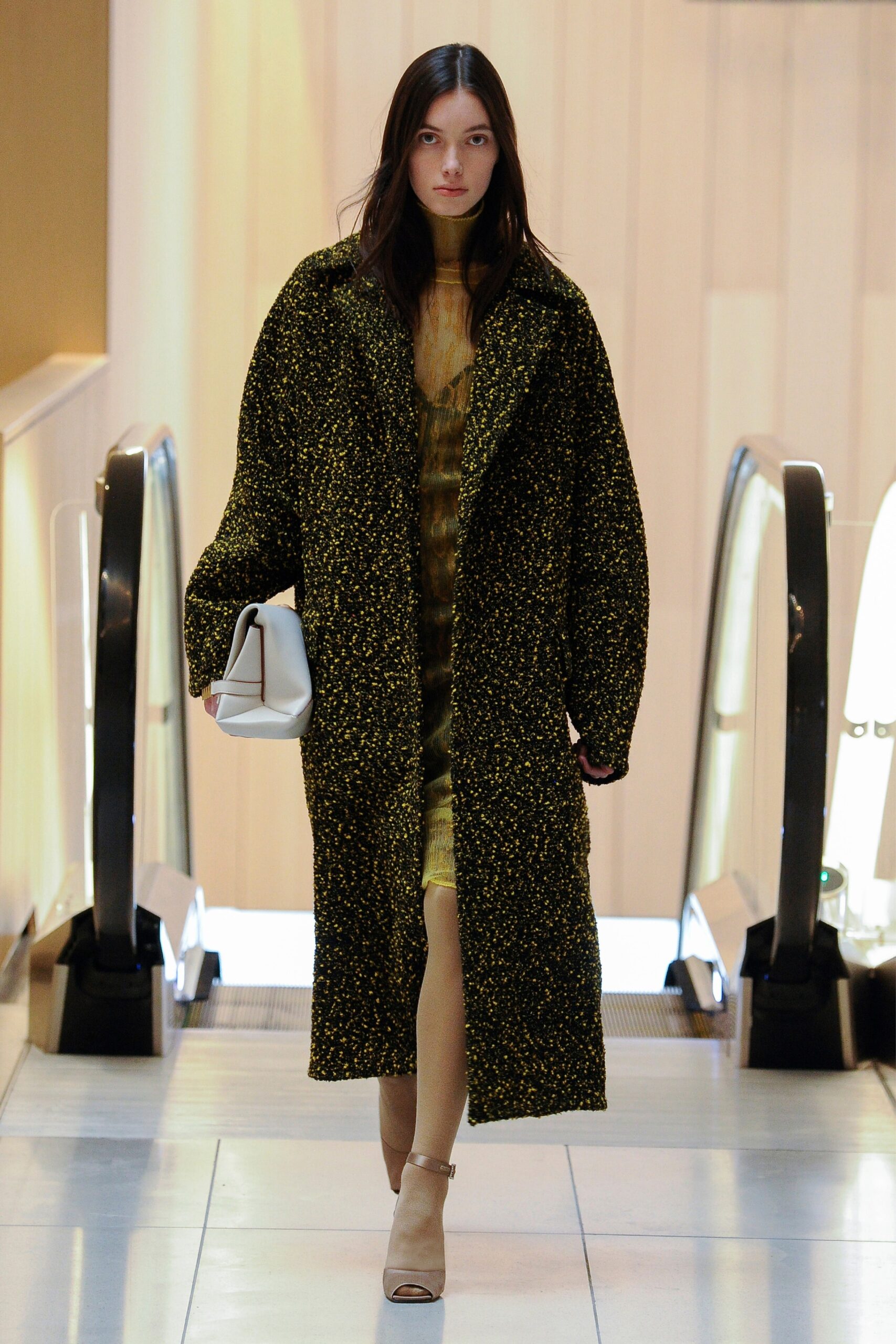 Victoria Beckham F/W 22 Look 4