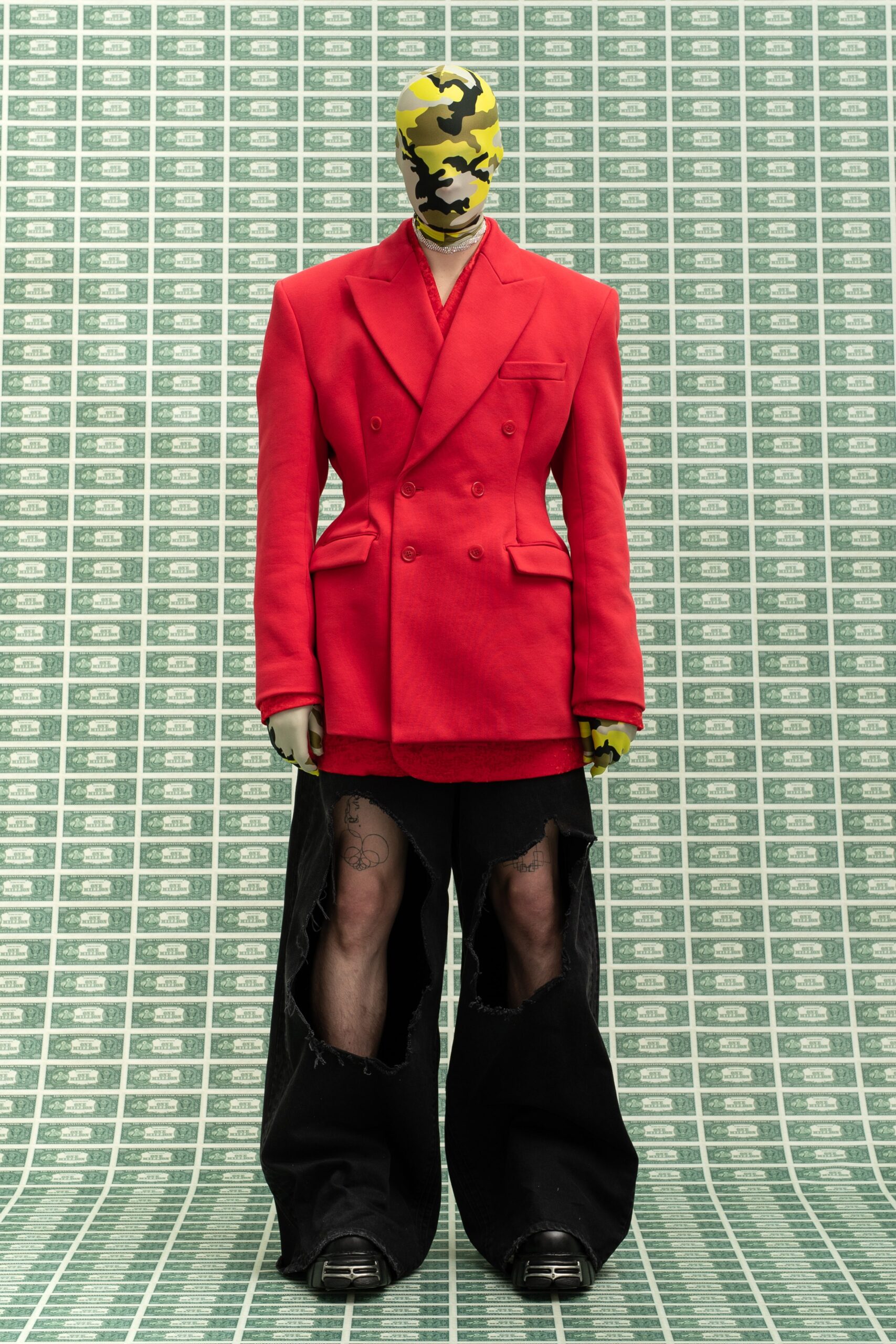 Vetements F/W 22 Look 6