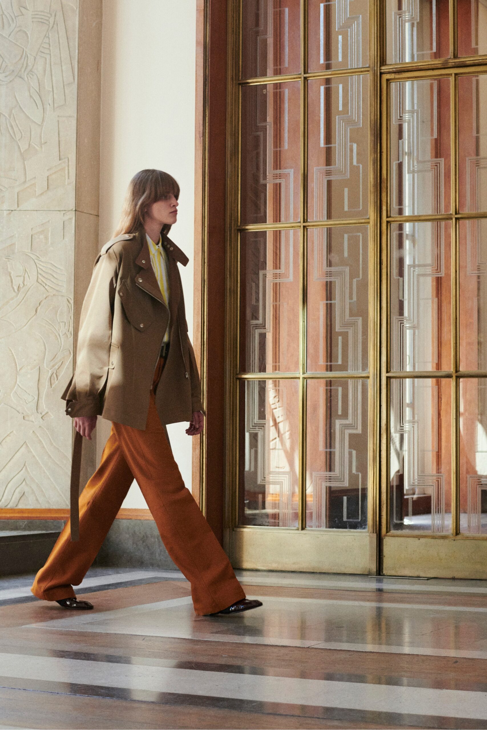 Victoria Beckham Resort 22 Look 6