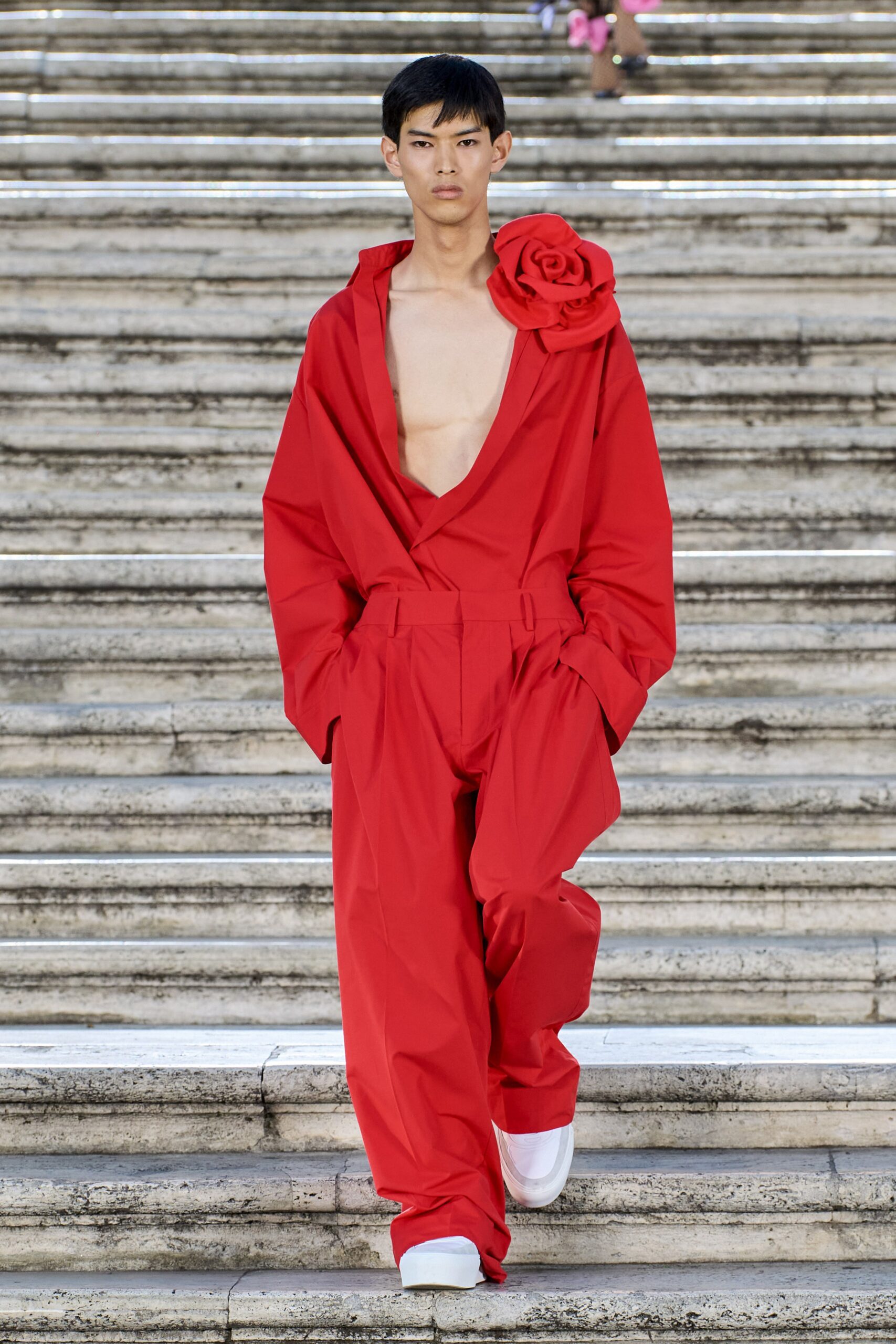Valentino F/W 22 Couture Look 6