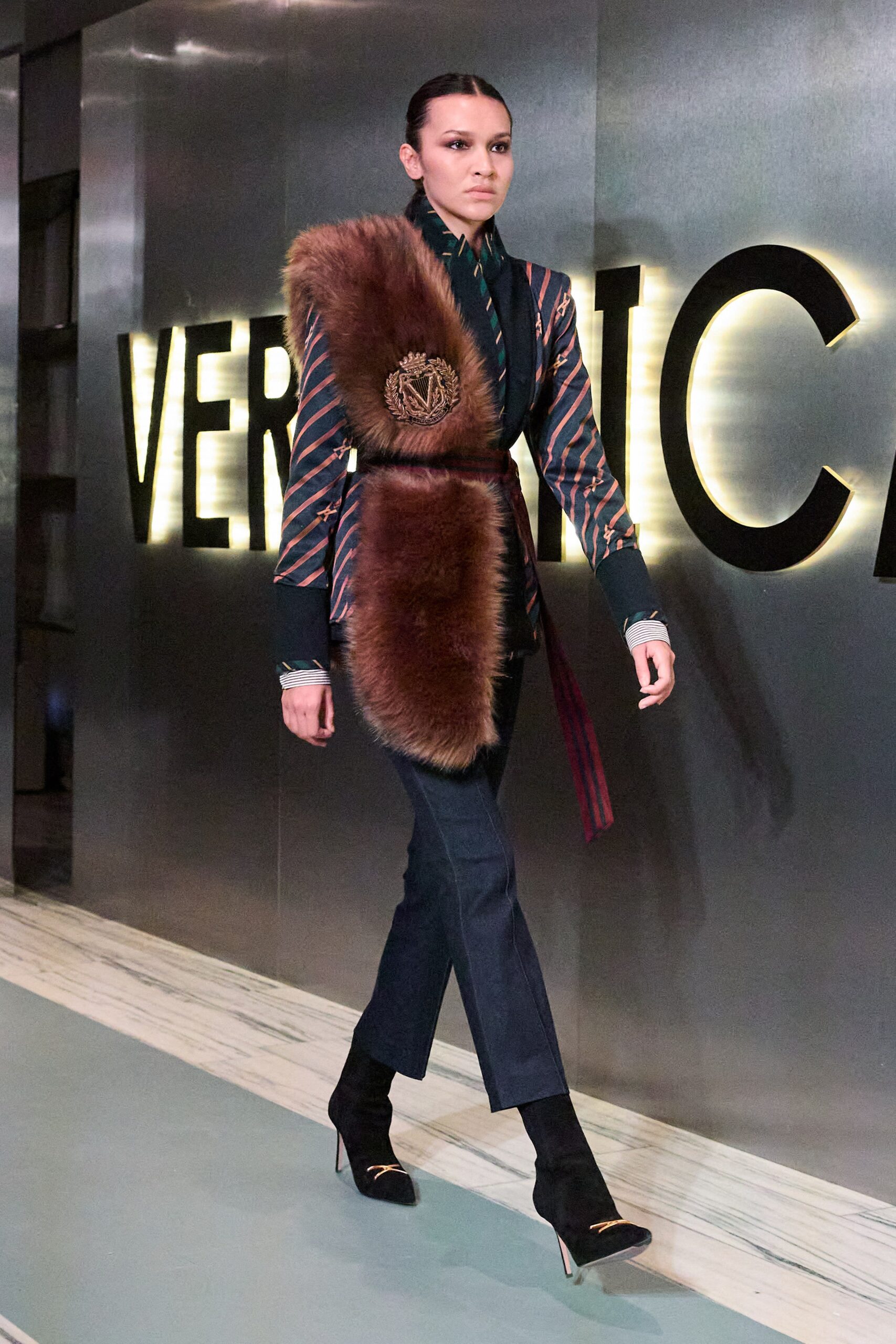 Veronica Beard F/W 23 Look 6