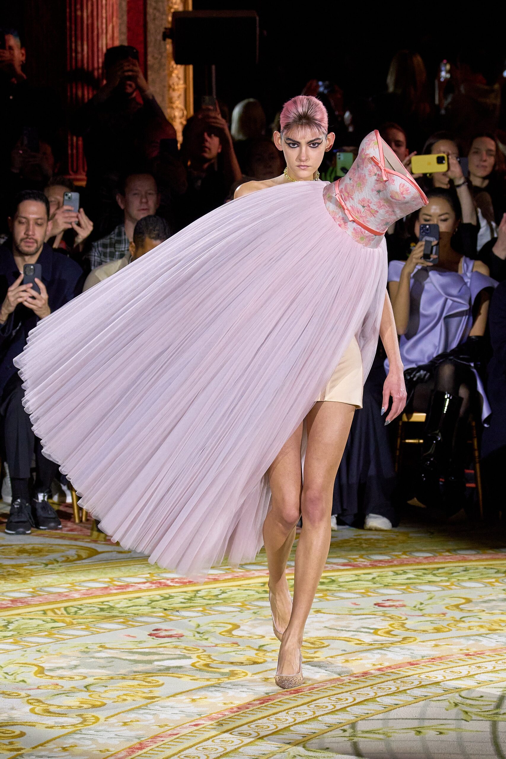 Viktor & Rolf S/S 23 Couture Look 6