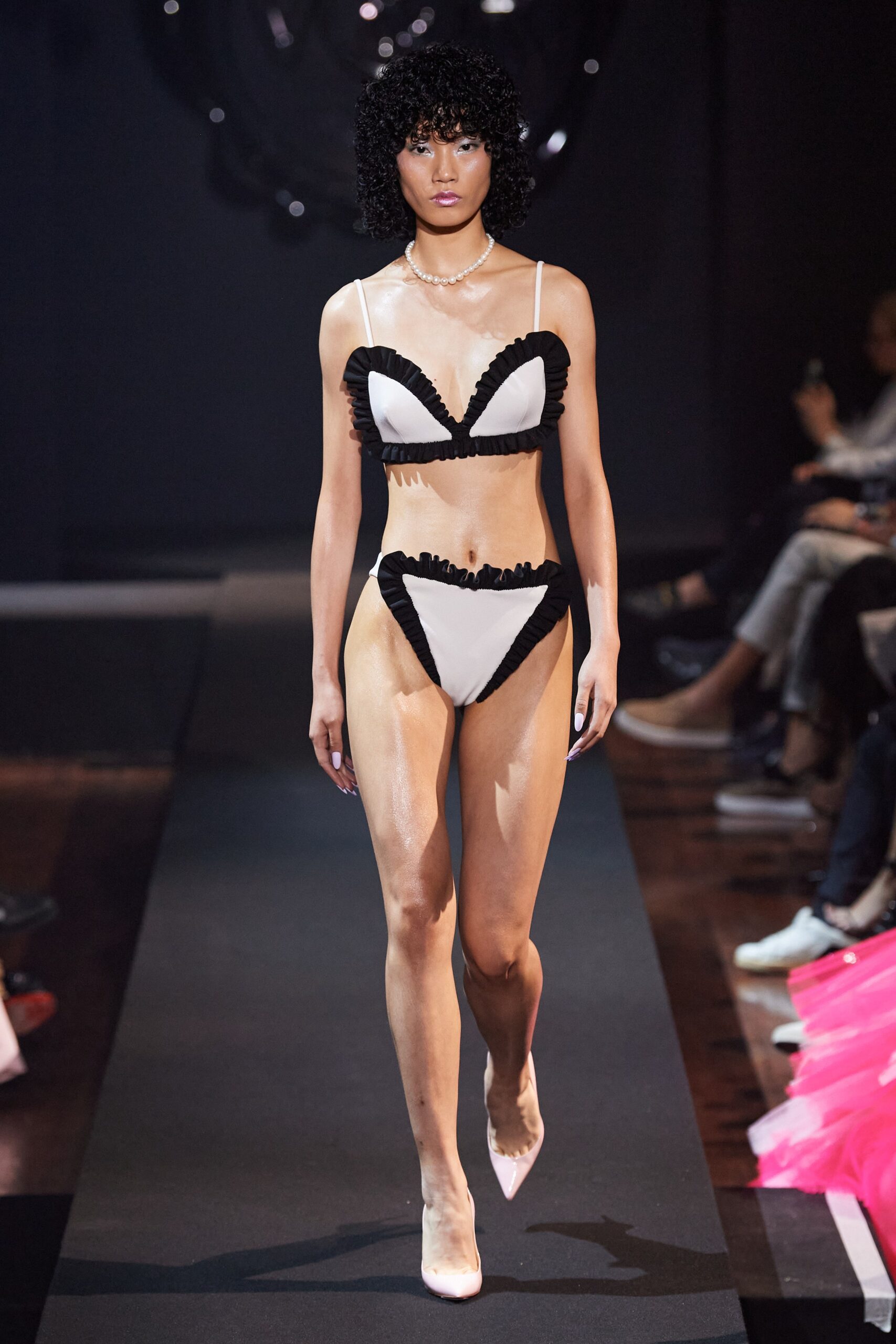 Viktor & Rolf F/W 23 Couture Look 11