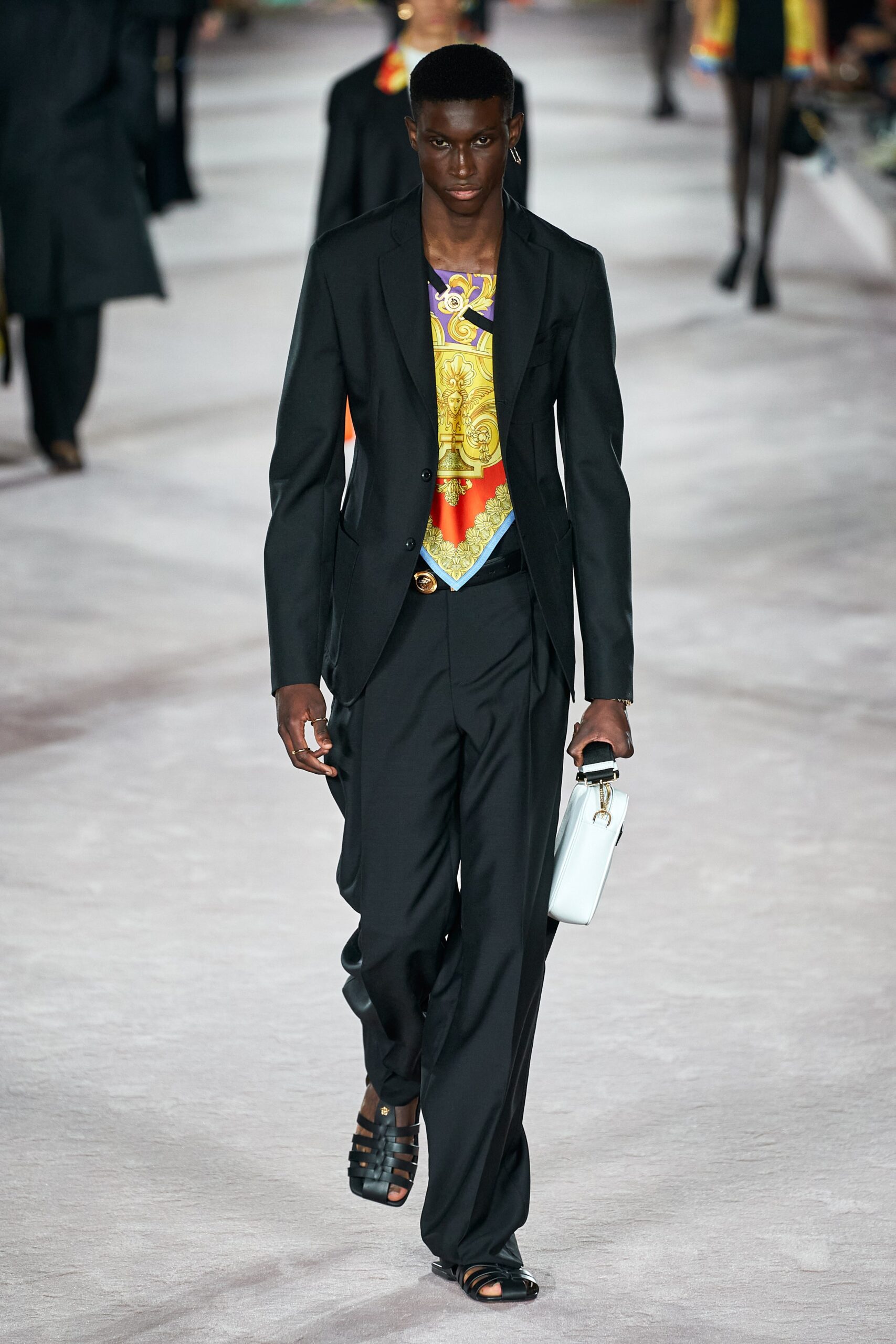 Versace S/S 22 Look 7