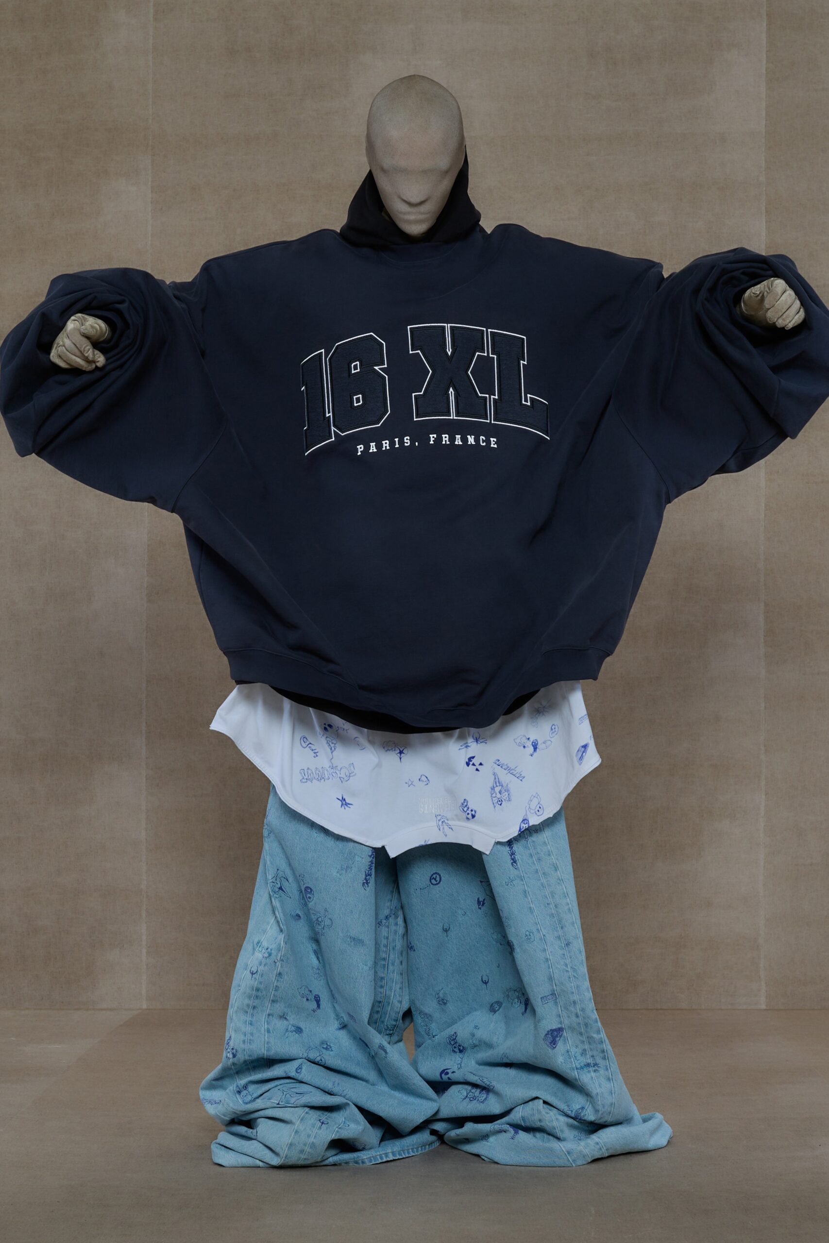 Vetements S/S 24 Menswear Look 13