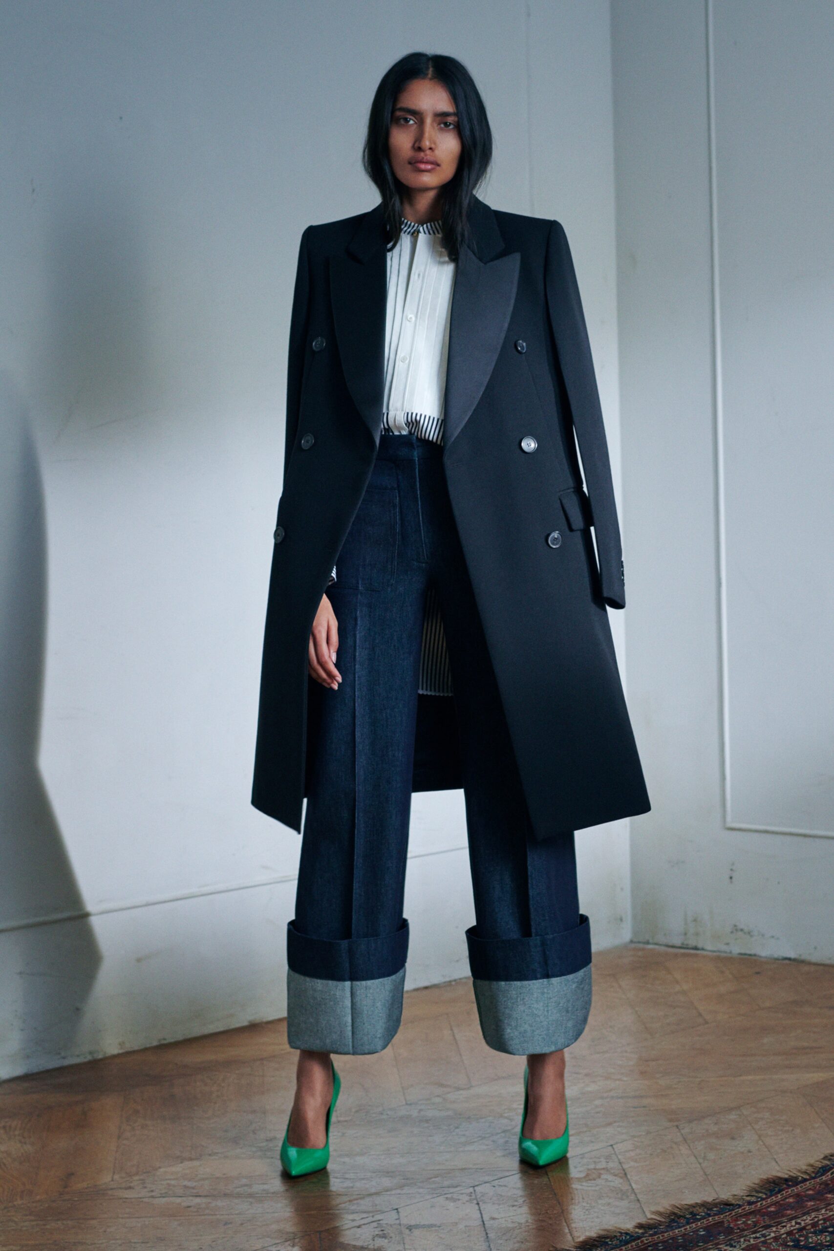 Victoria Beckham Resort 21 Look 8
