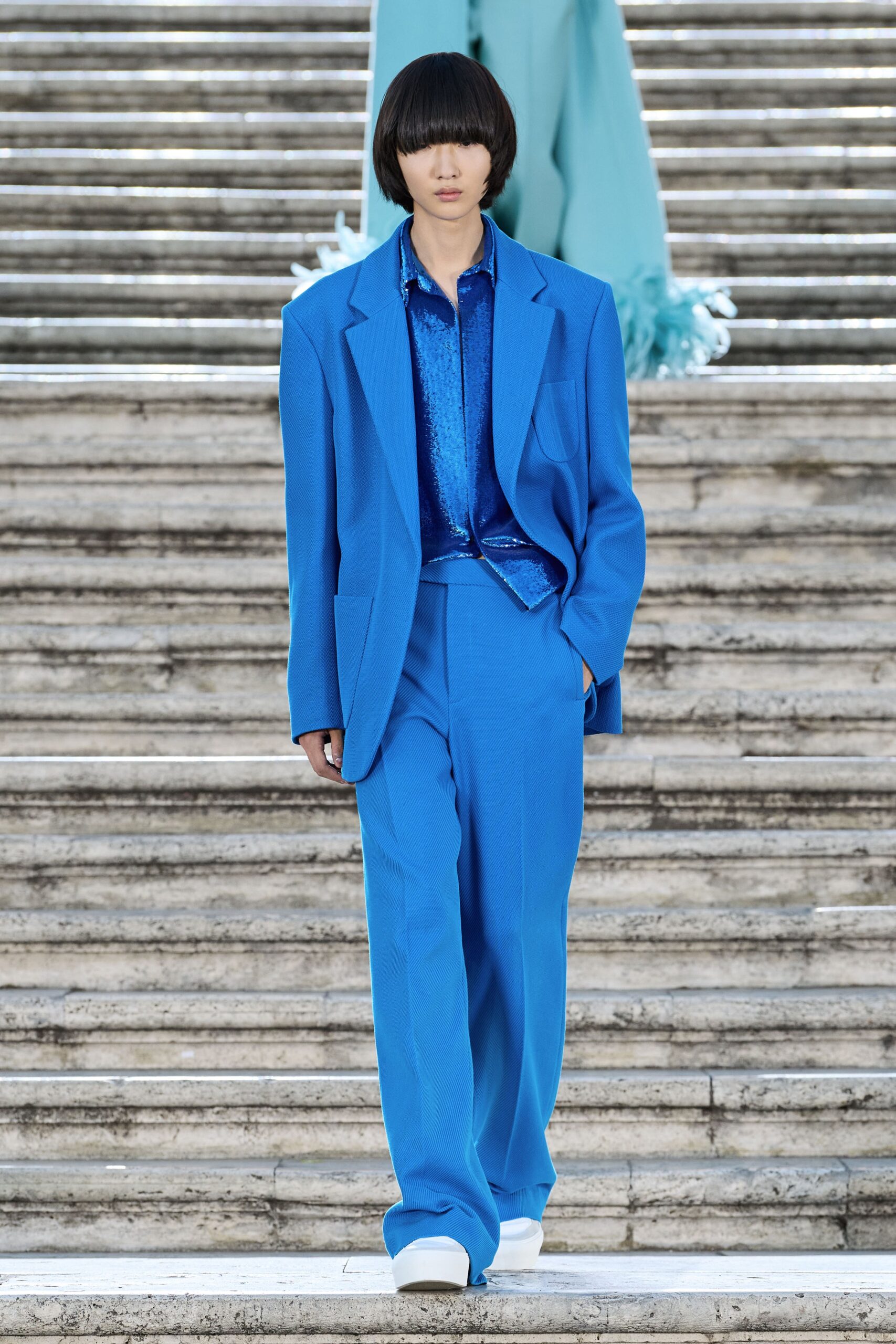 Valentino F/W 22 Couture Look 8