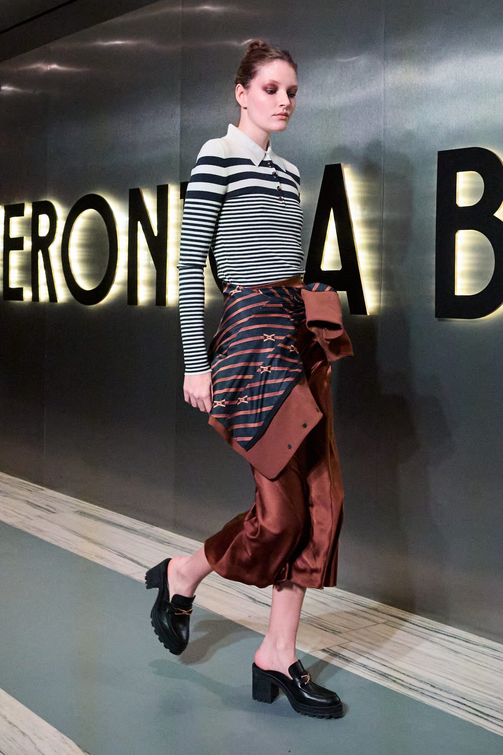 Veronica Beard F/W 23 Look 8
