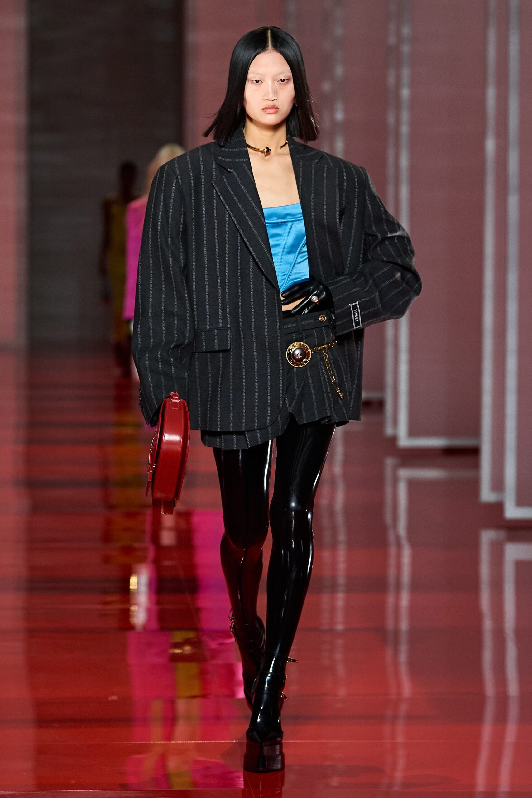 Versace F/W 22 Look 8