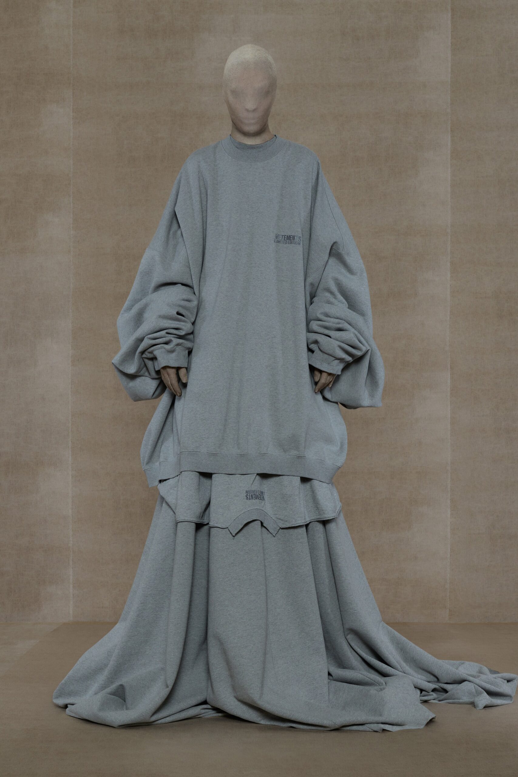 Vetements S/S 24 Menswear Look 15