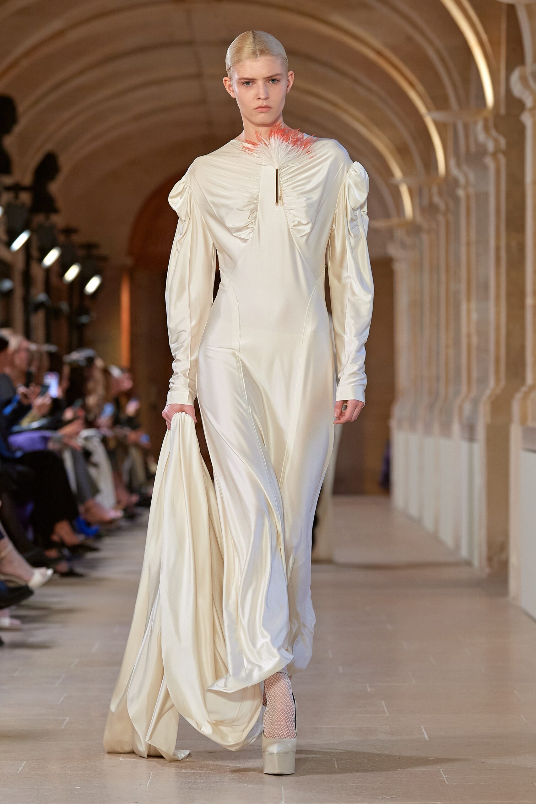 Victoria Beckham F/W 23 Look 8