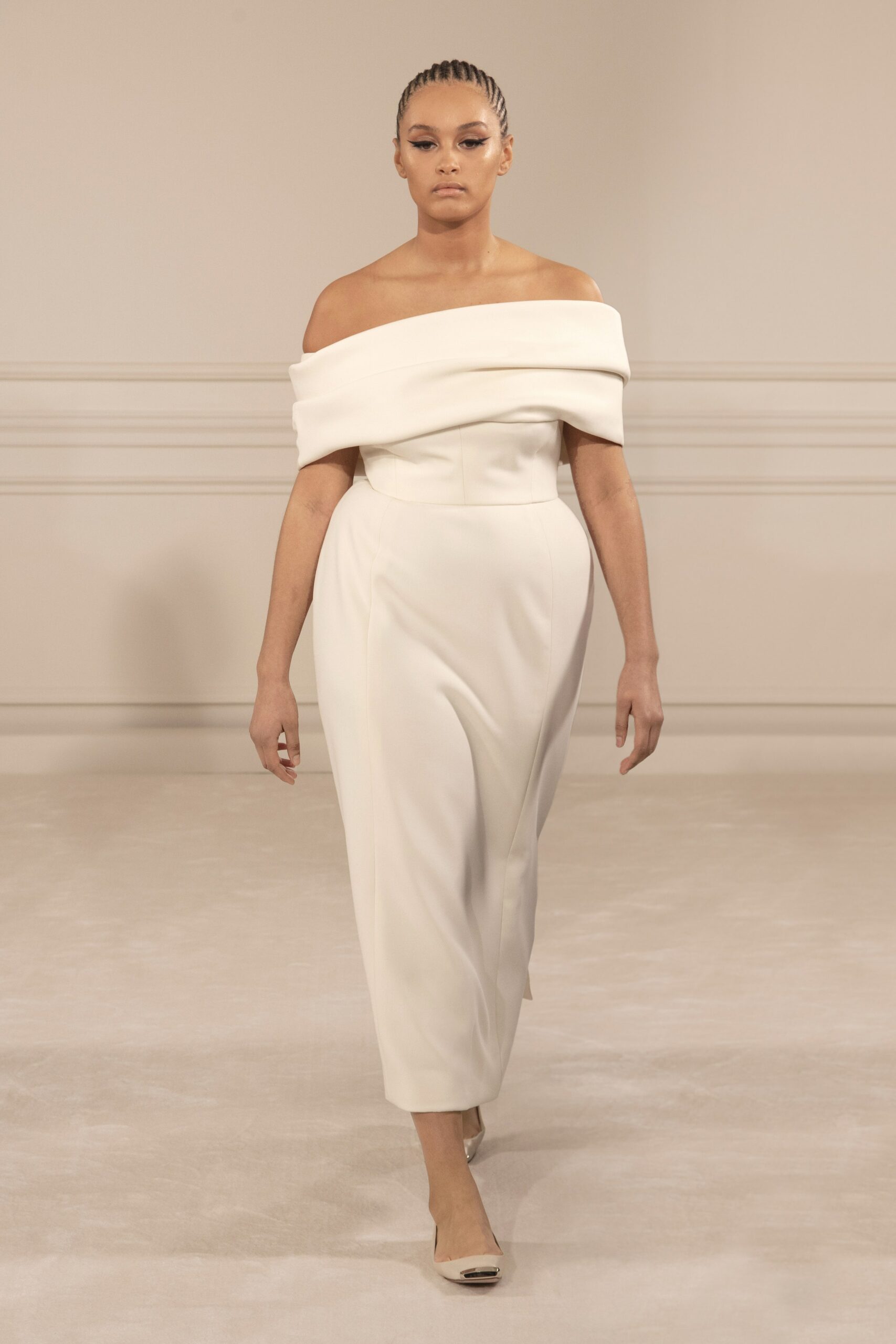 Valentino S/S 22 Couture Look 9