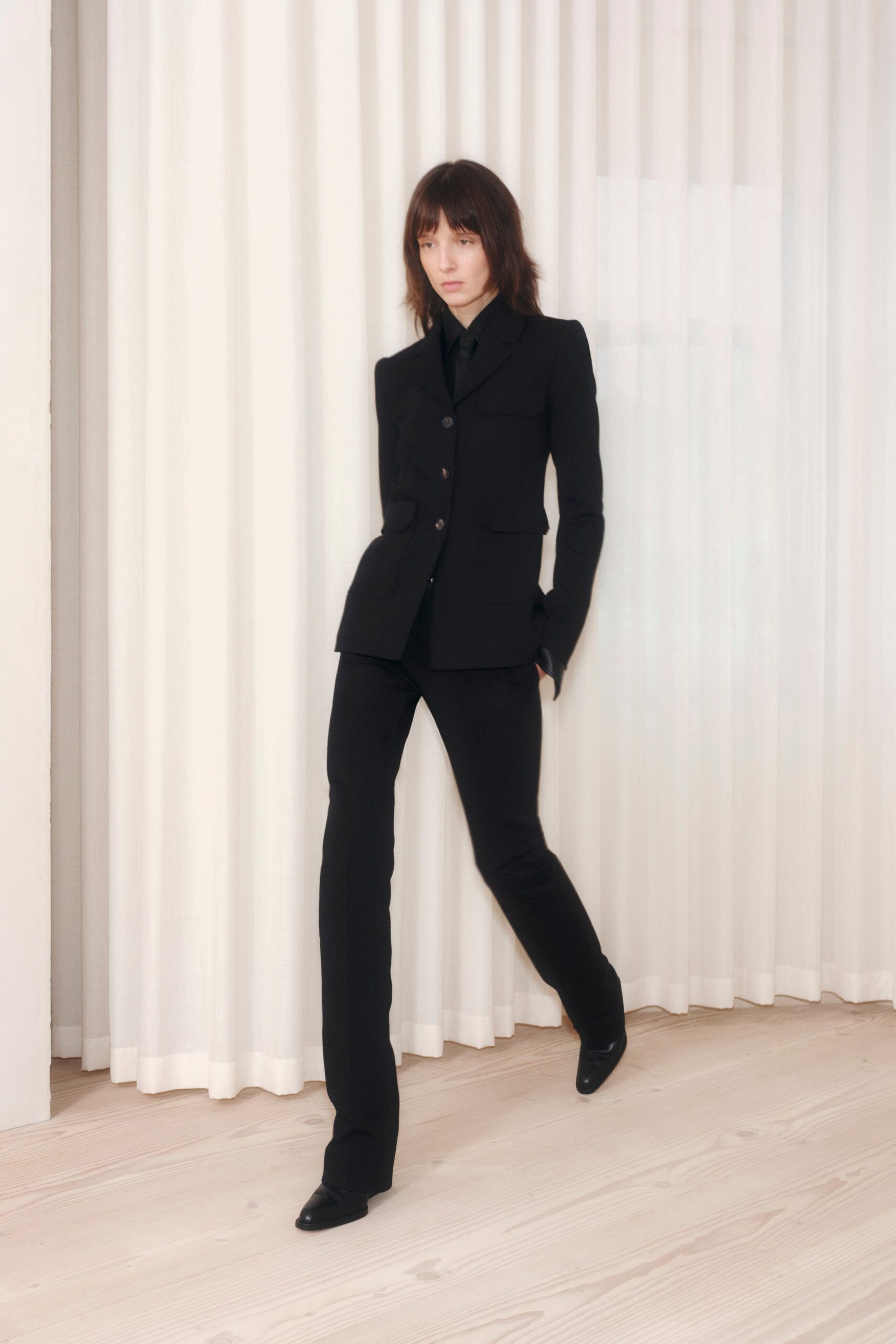 Victoria Beckham F/W 22 Look 9