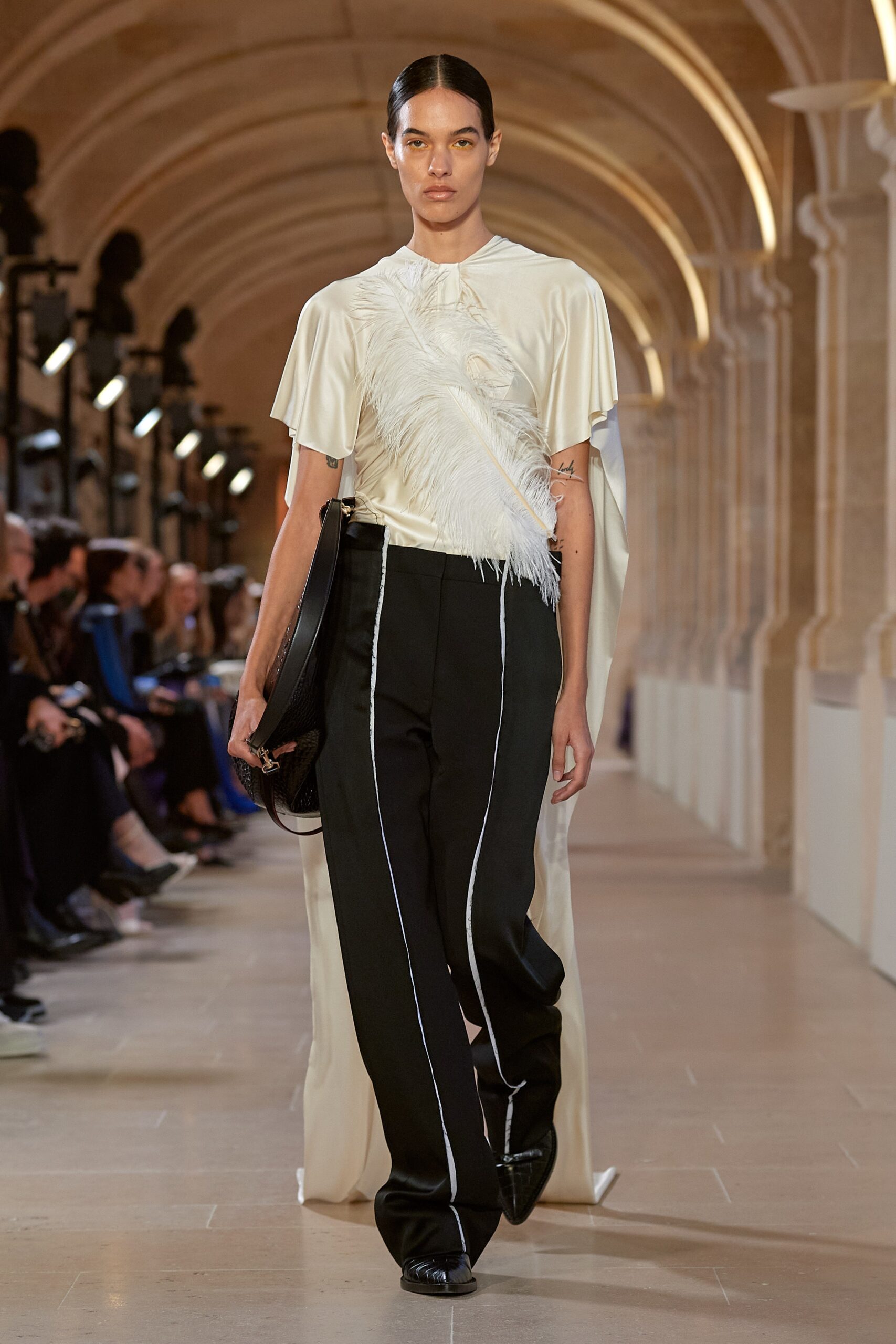 Victoria Beckham F/W 23 Look 9
