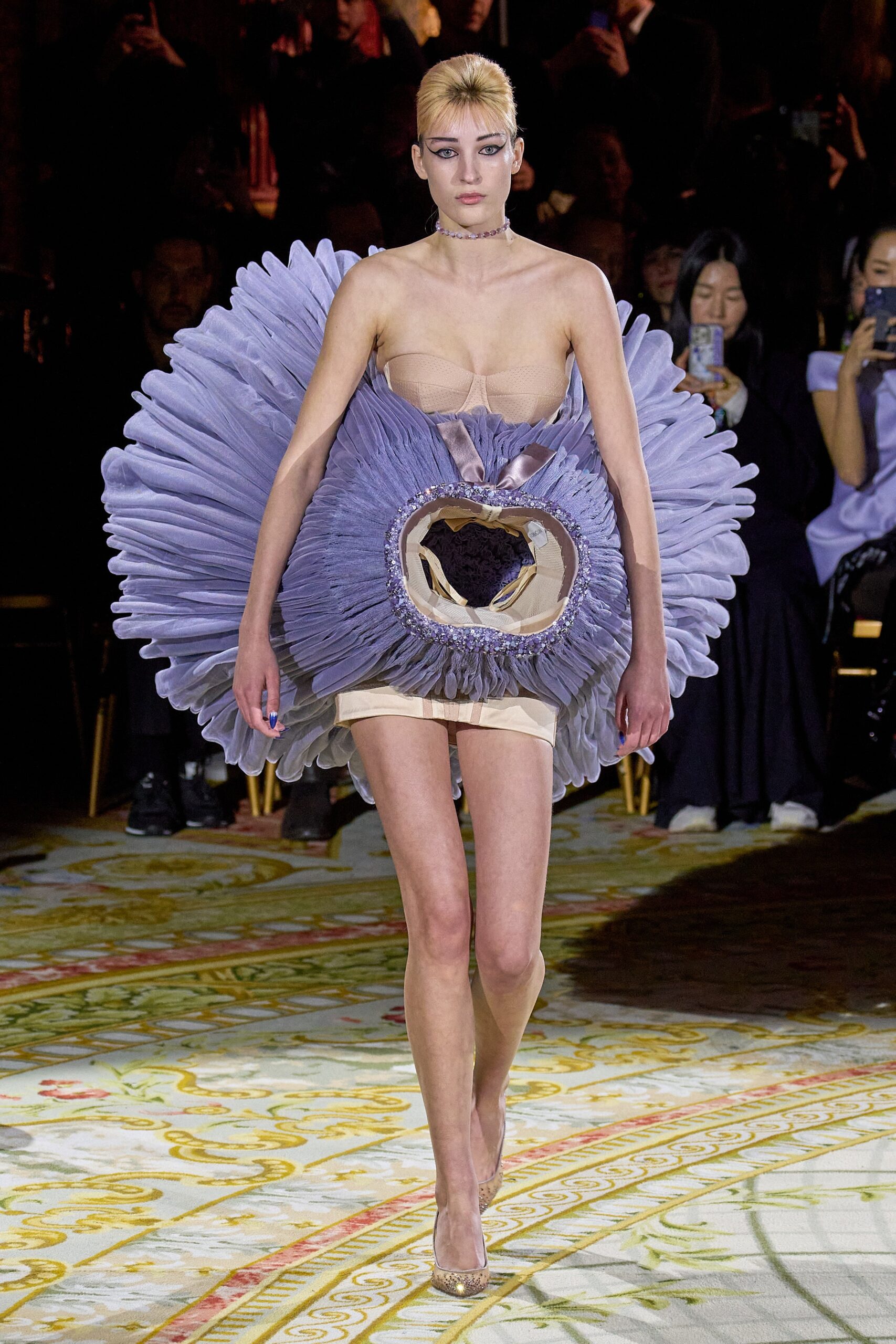 Viktor & Rolf S/S 23 Couture Look 9