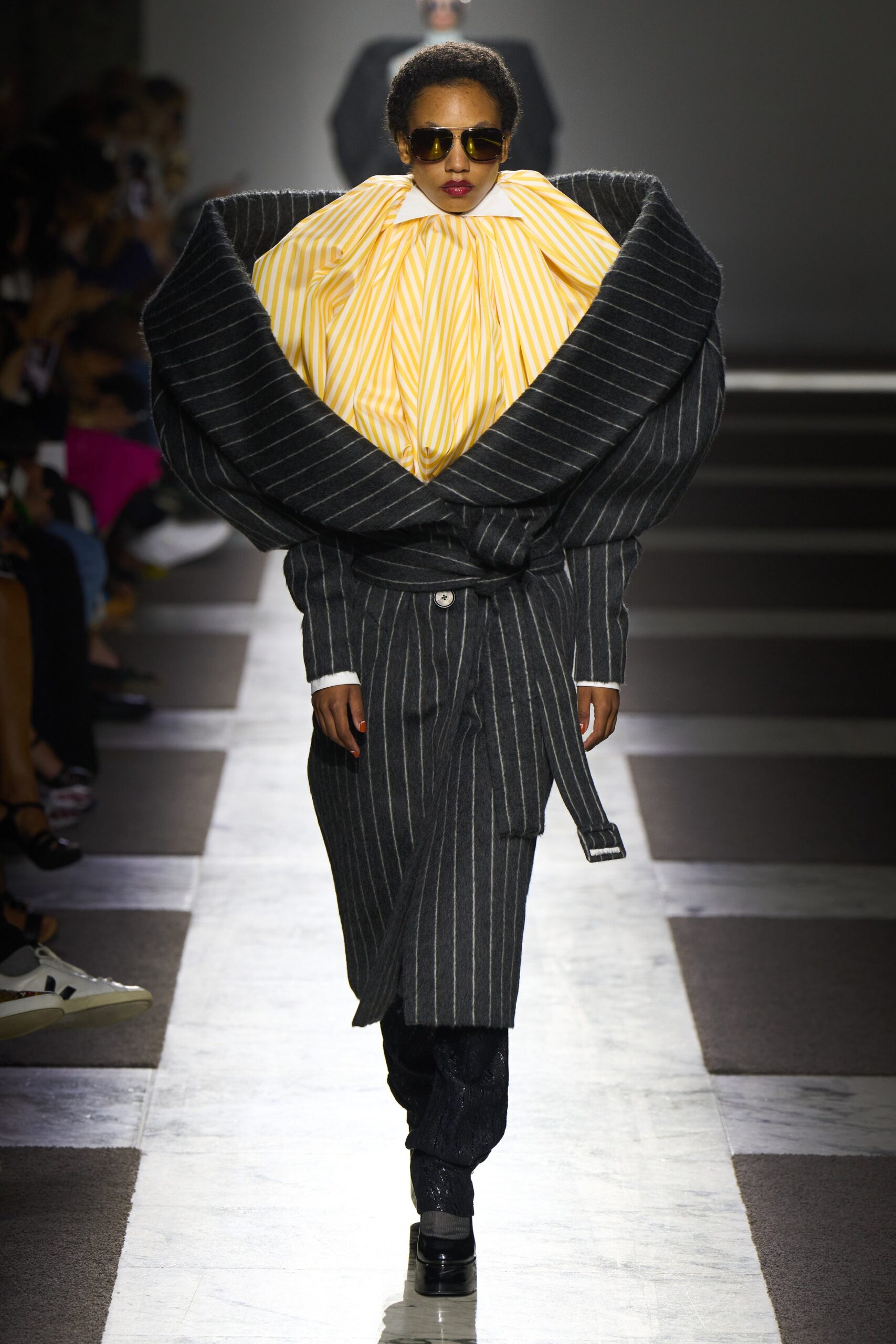 Viktor & Rolf F/W 22 Couture Look 9
