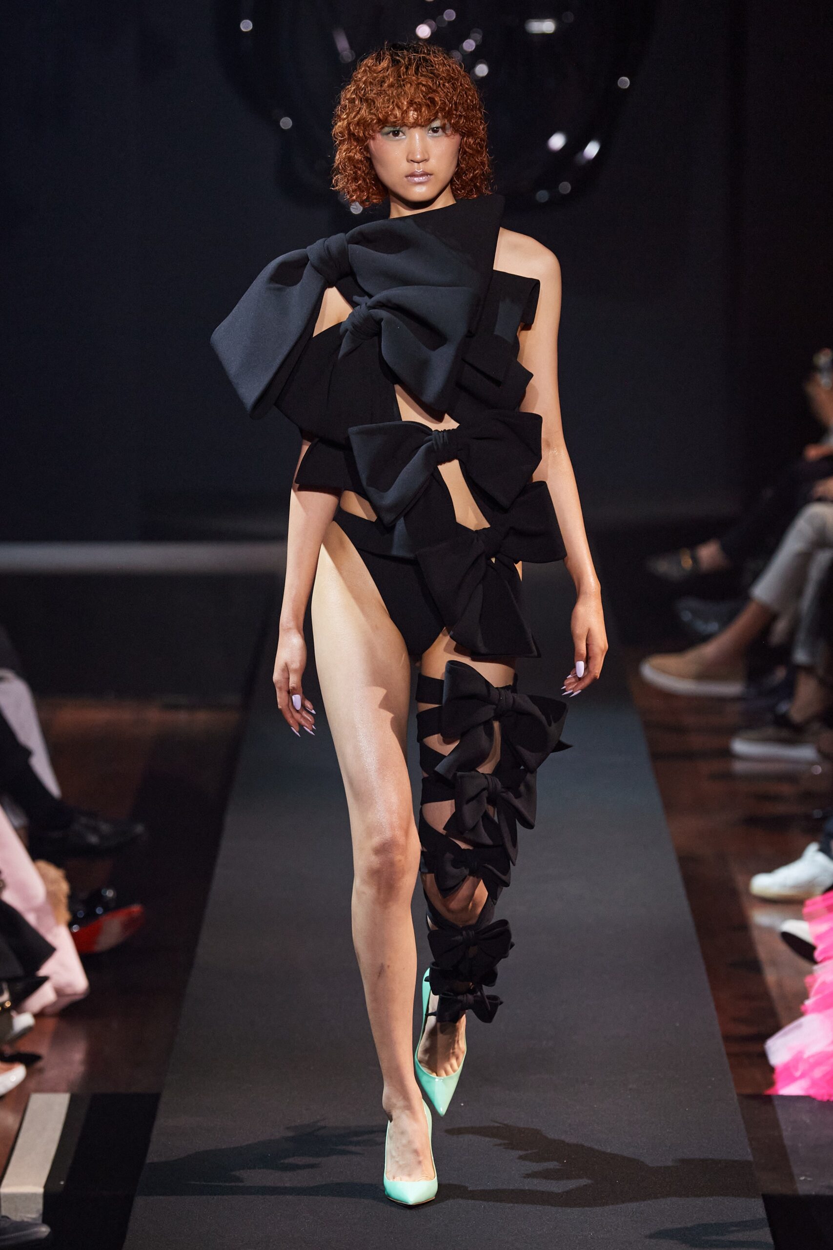Viktor & Rolf F/W 23 Couture Look 17