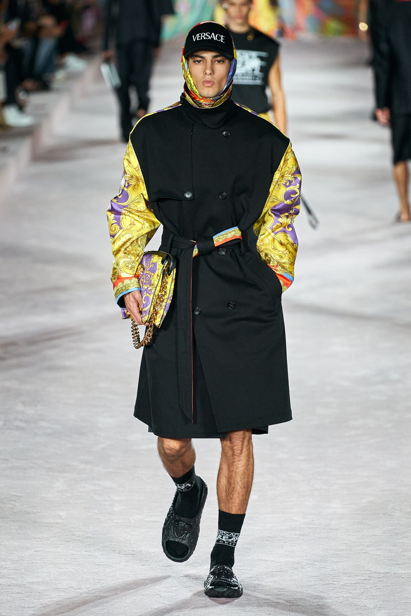 Versace S/S 22 Look 10