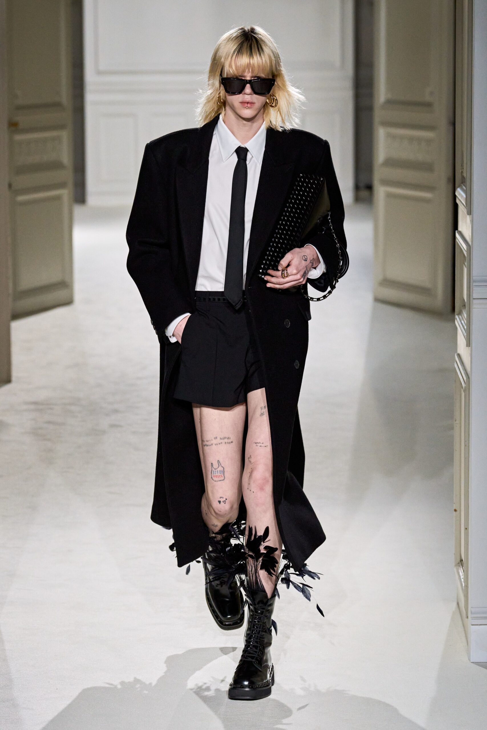 Valentino F/W 23 Look 10