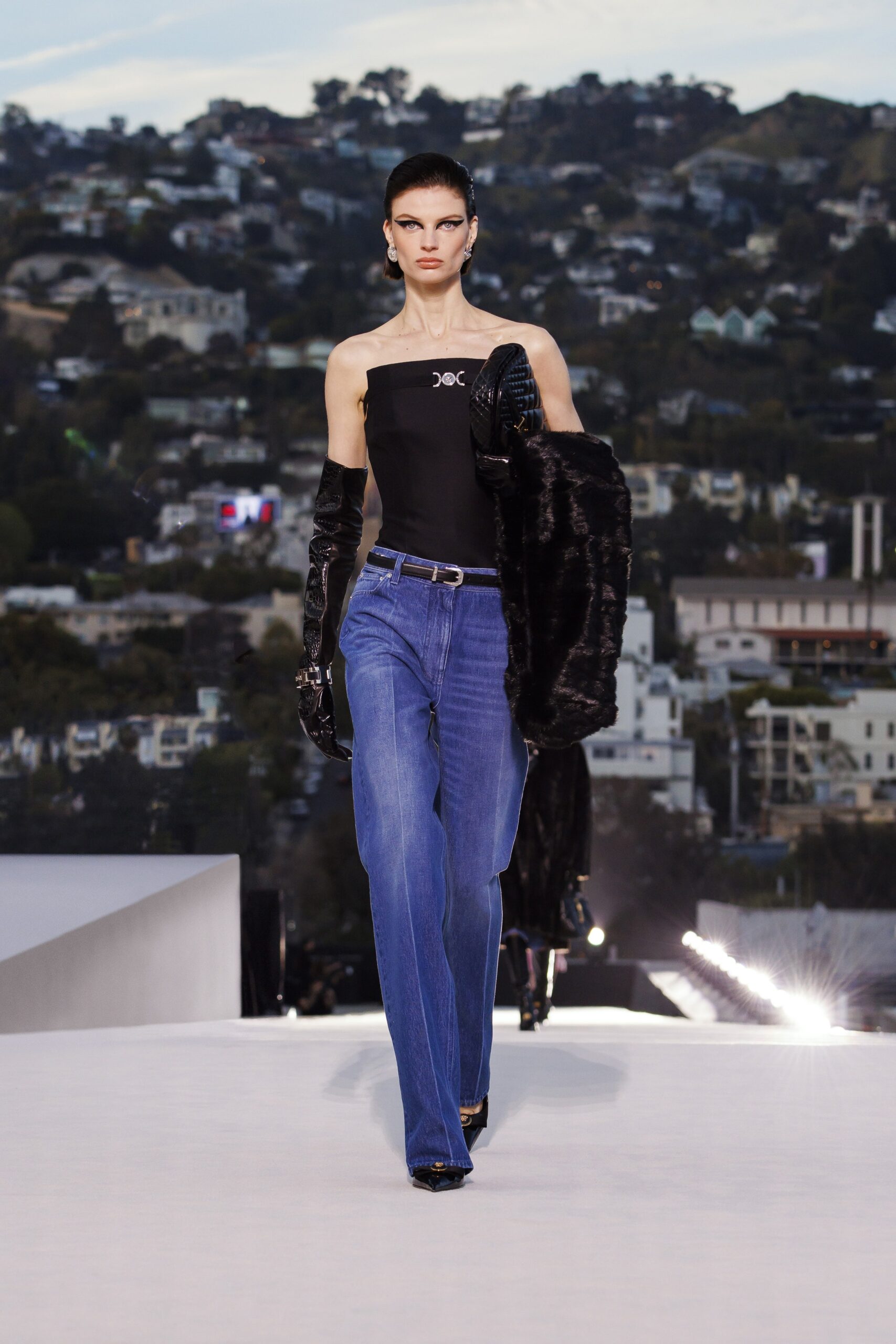 Versace F/W 23 Look 10
