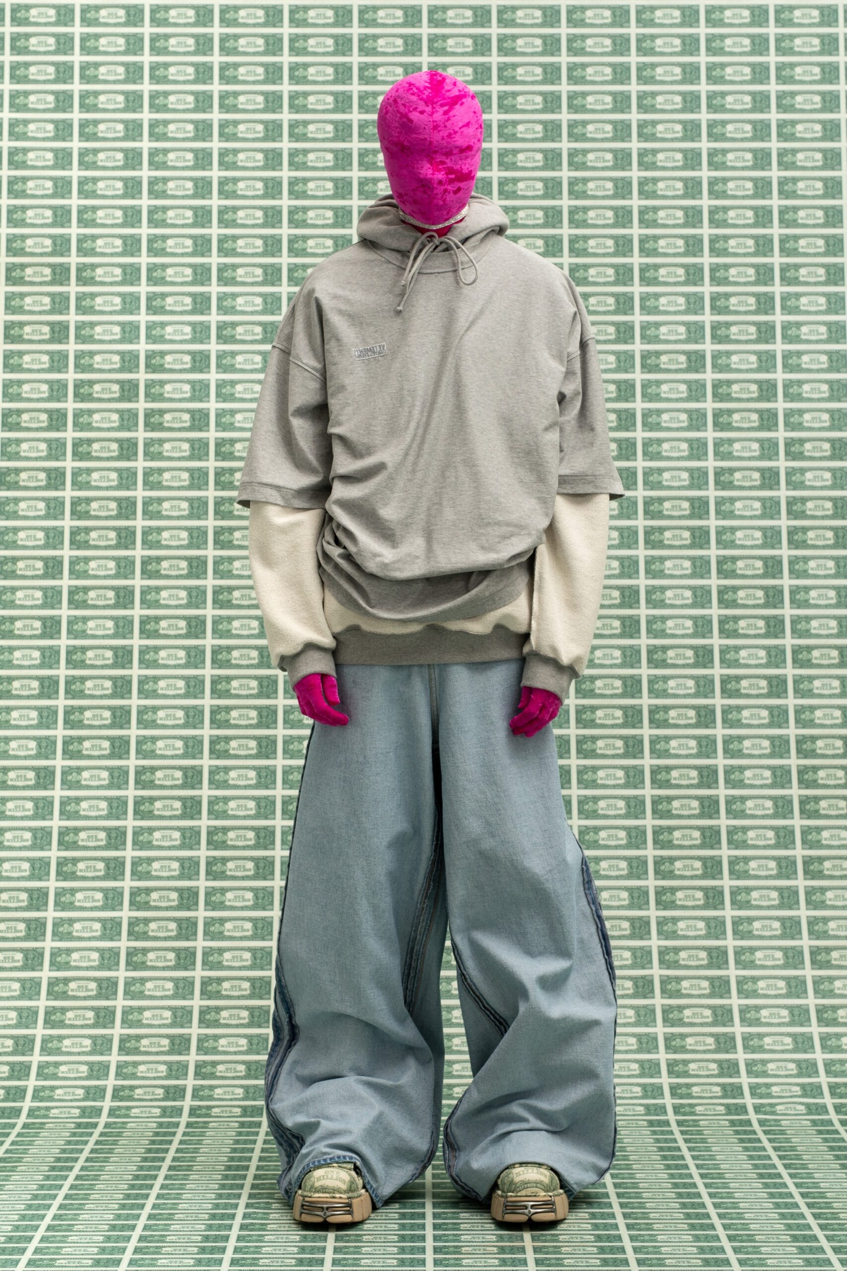 Vetements F/W 22 Look 11
