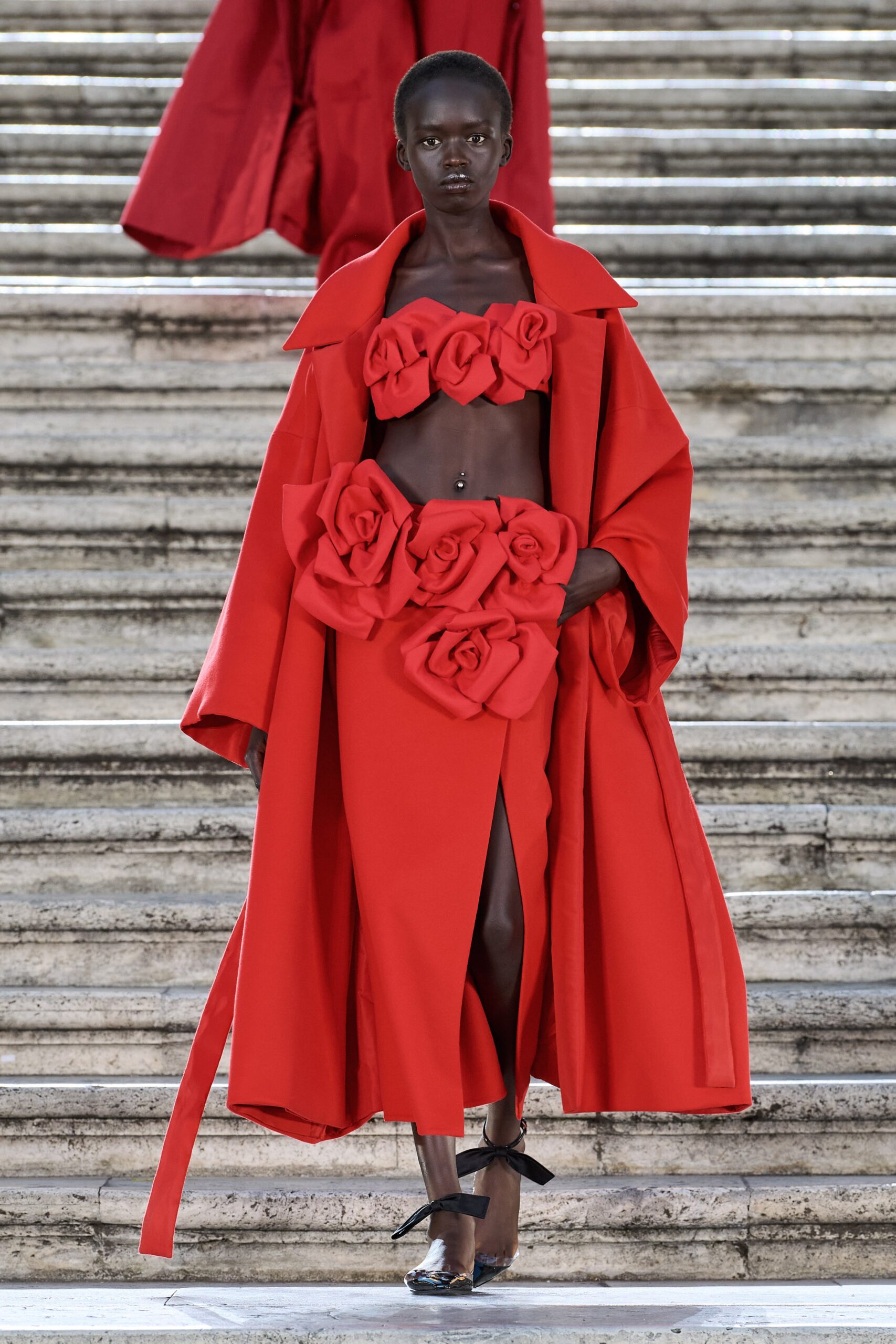 Valentino F/W 22 Couture Look 11