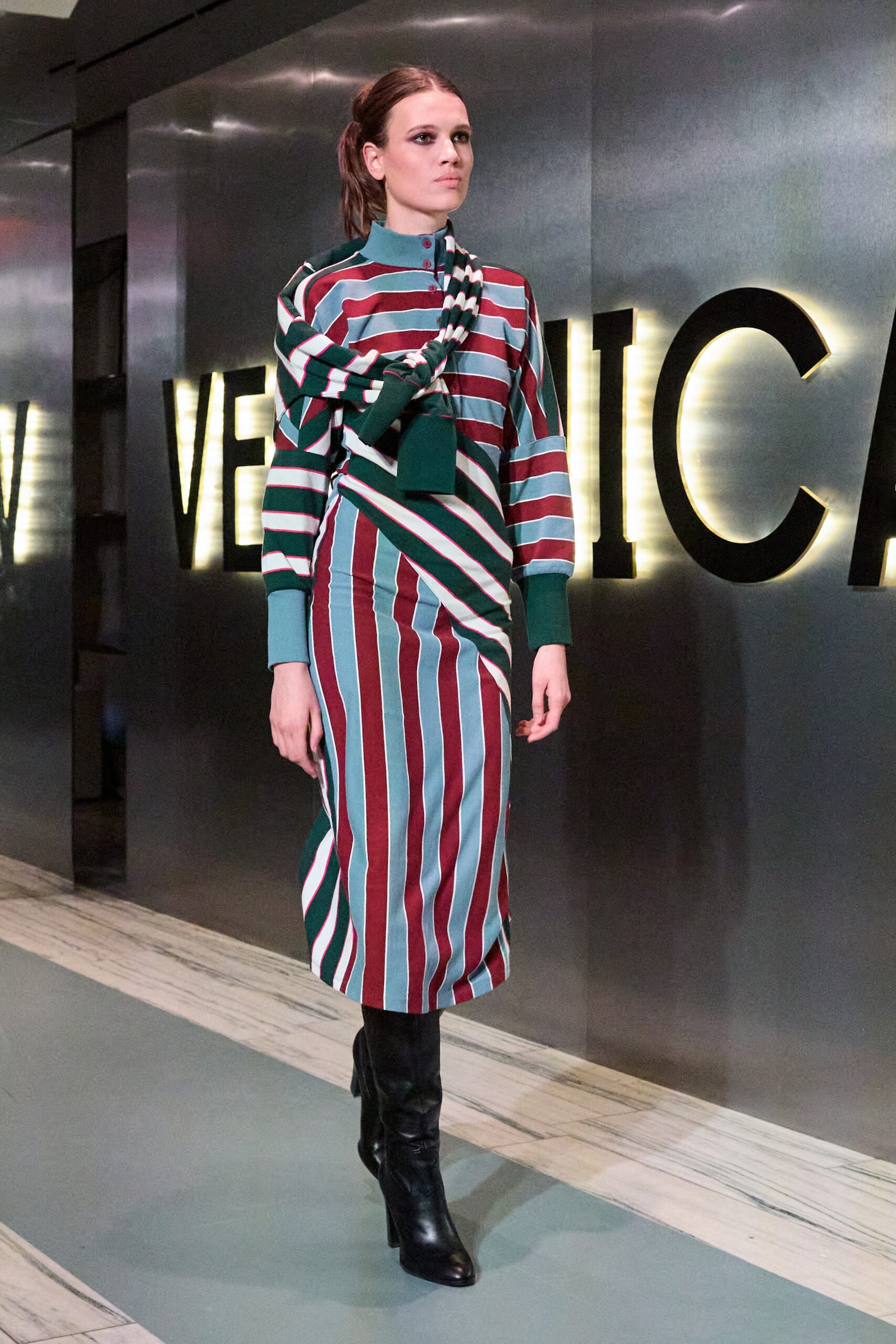 Veronica Beard F/W 23 Look 11