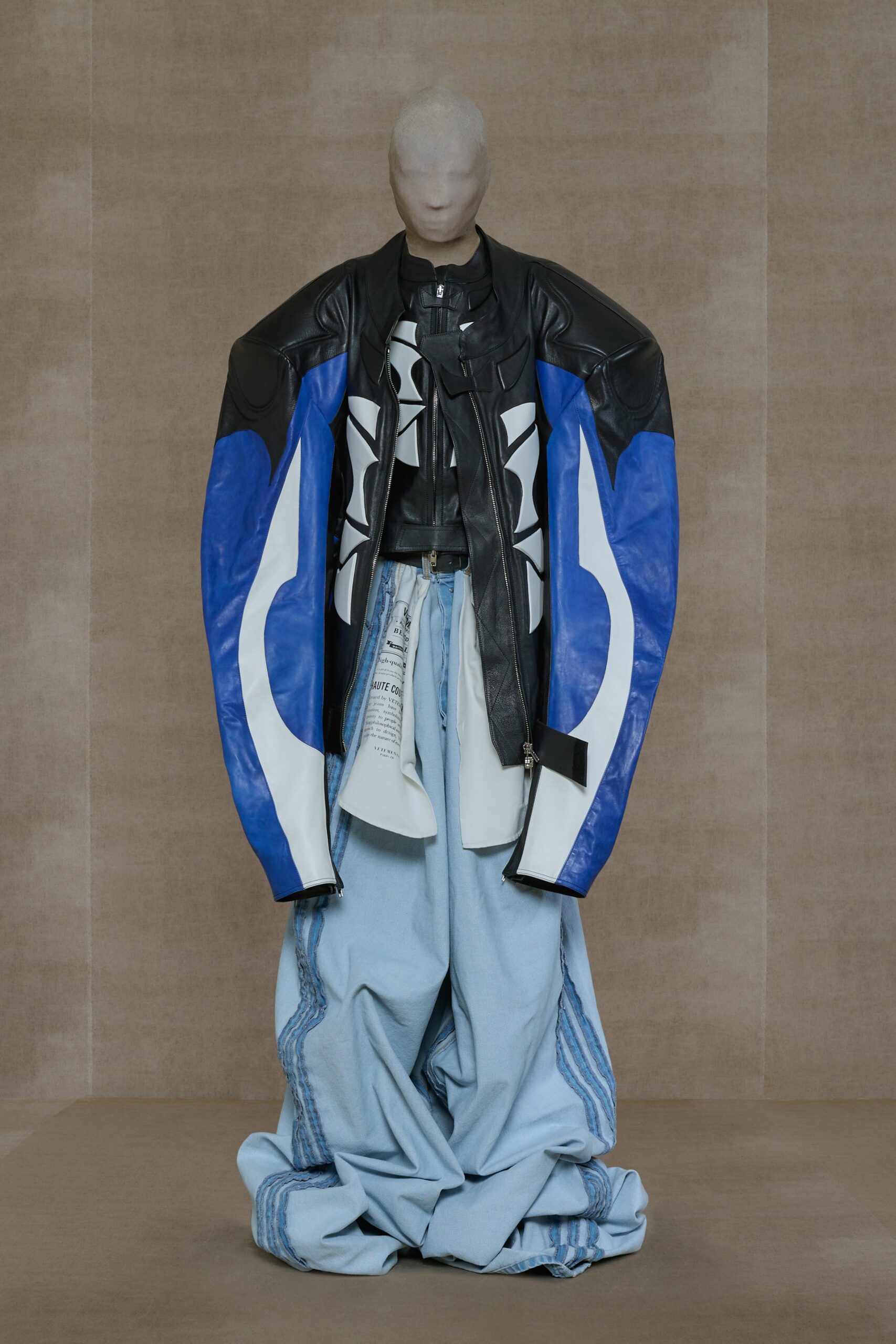 Vetements S/S 24 Menswear Look 21