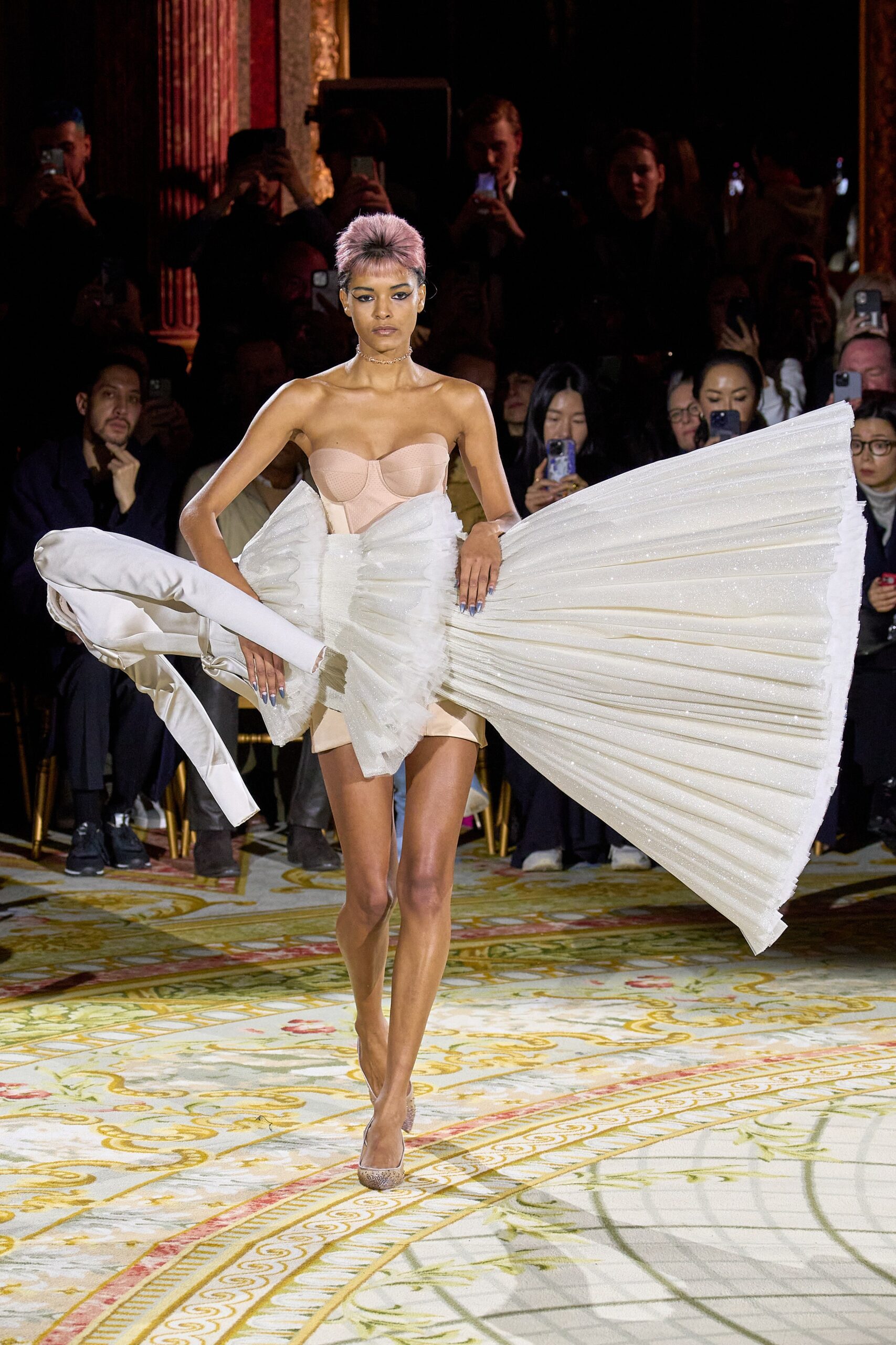 Viktor & Rolf S/S 23 Couture Look 12