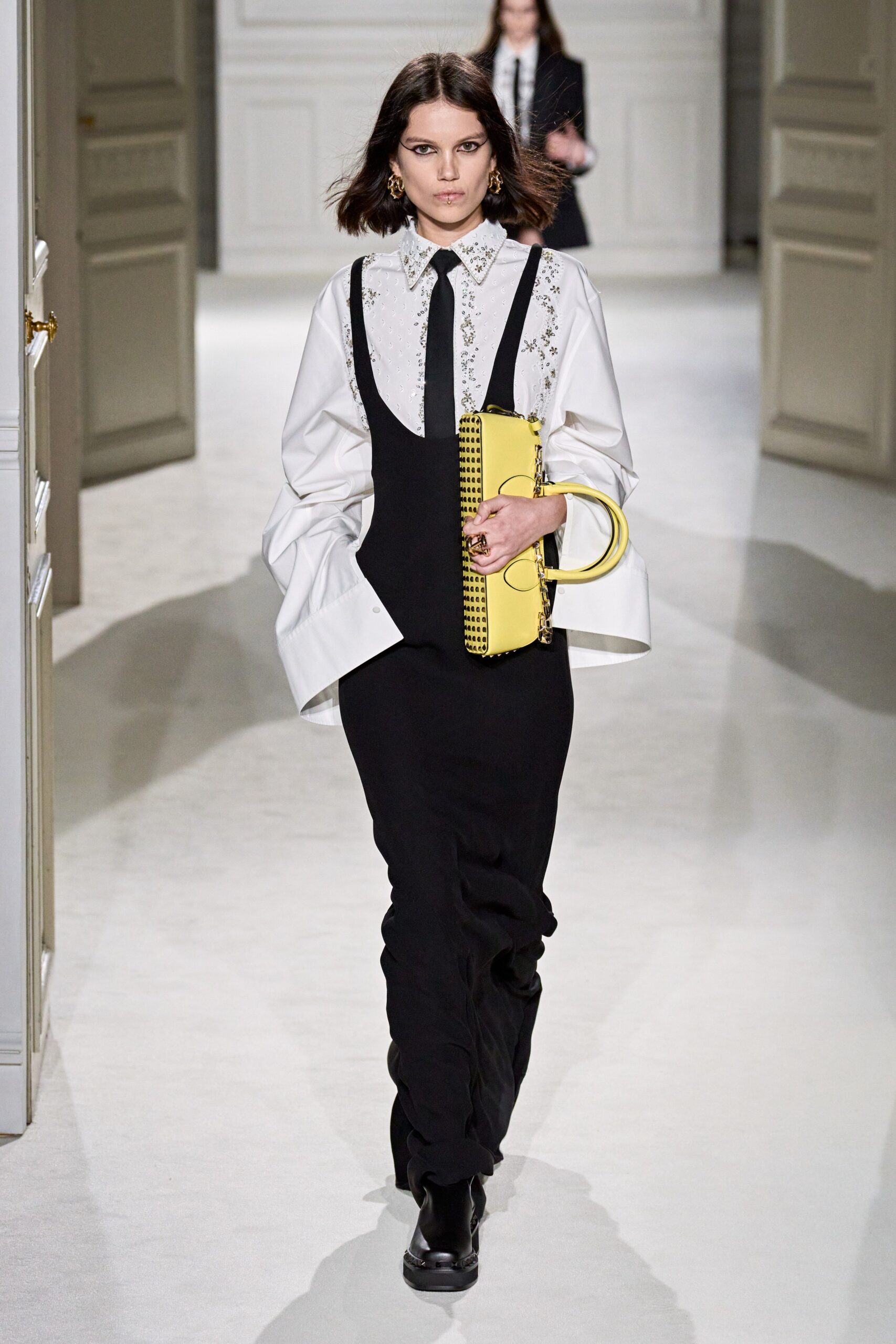 Valentino F/W 23 Look 13
