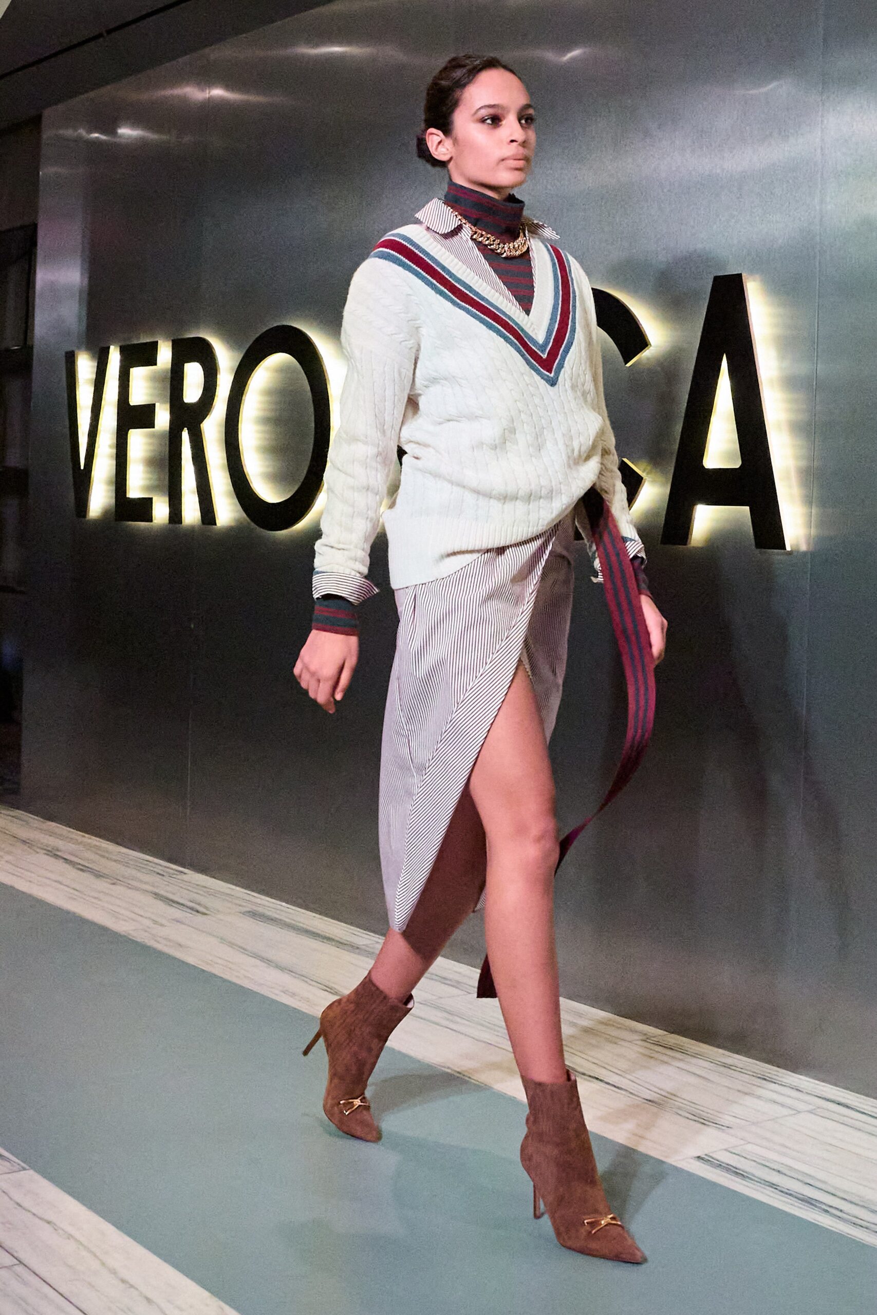 Veronica Beard F/W 23 Look 13