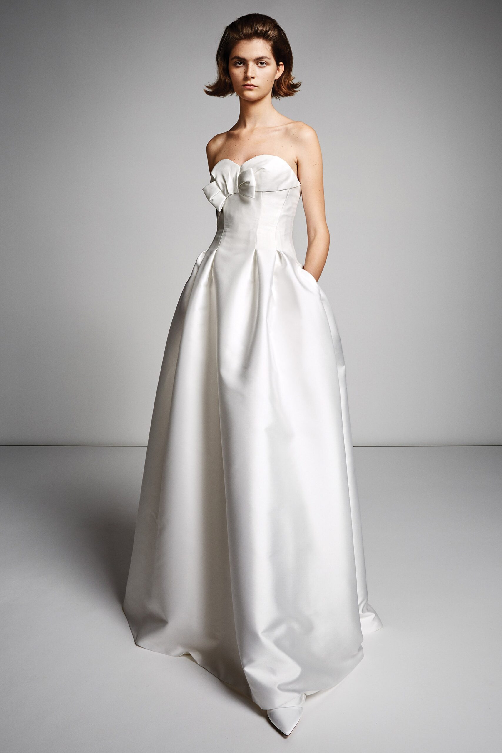 Viktor & Rolf F/W 19 Bridal Look 13