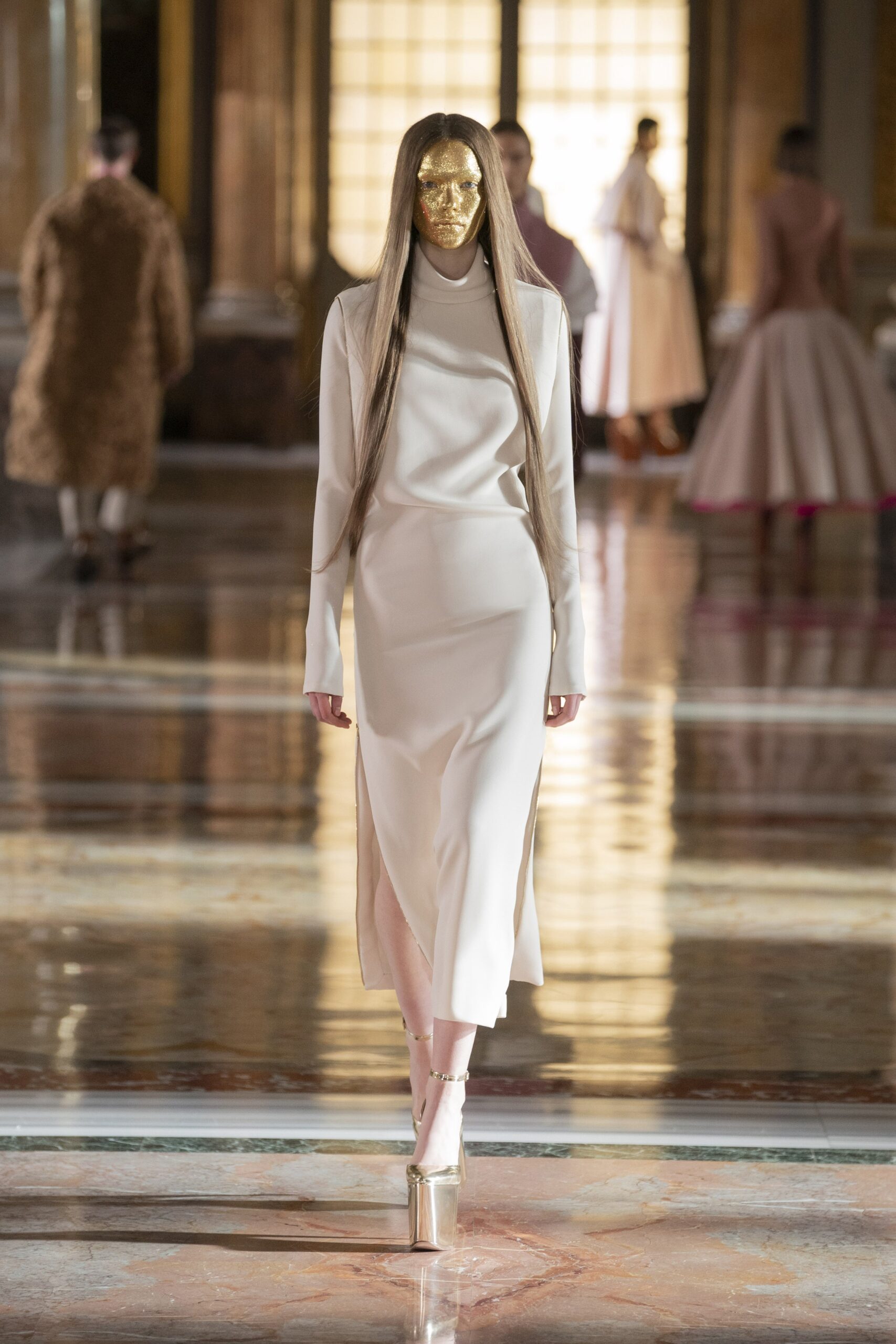 Valentino S/S 21 Couture Look 14