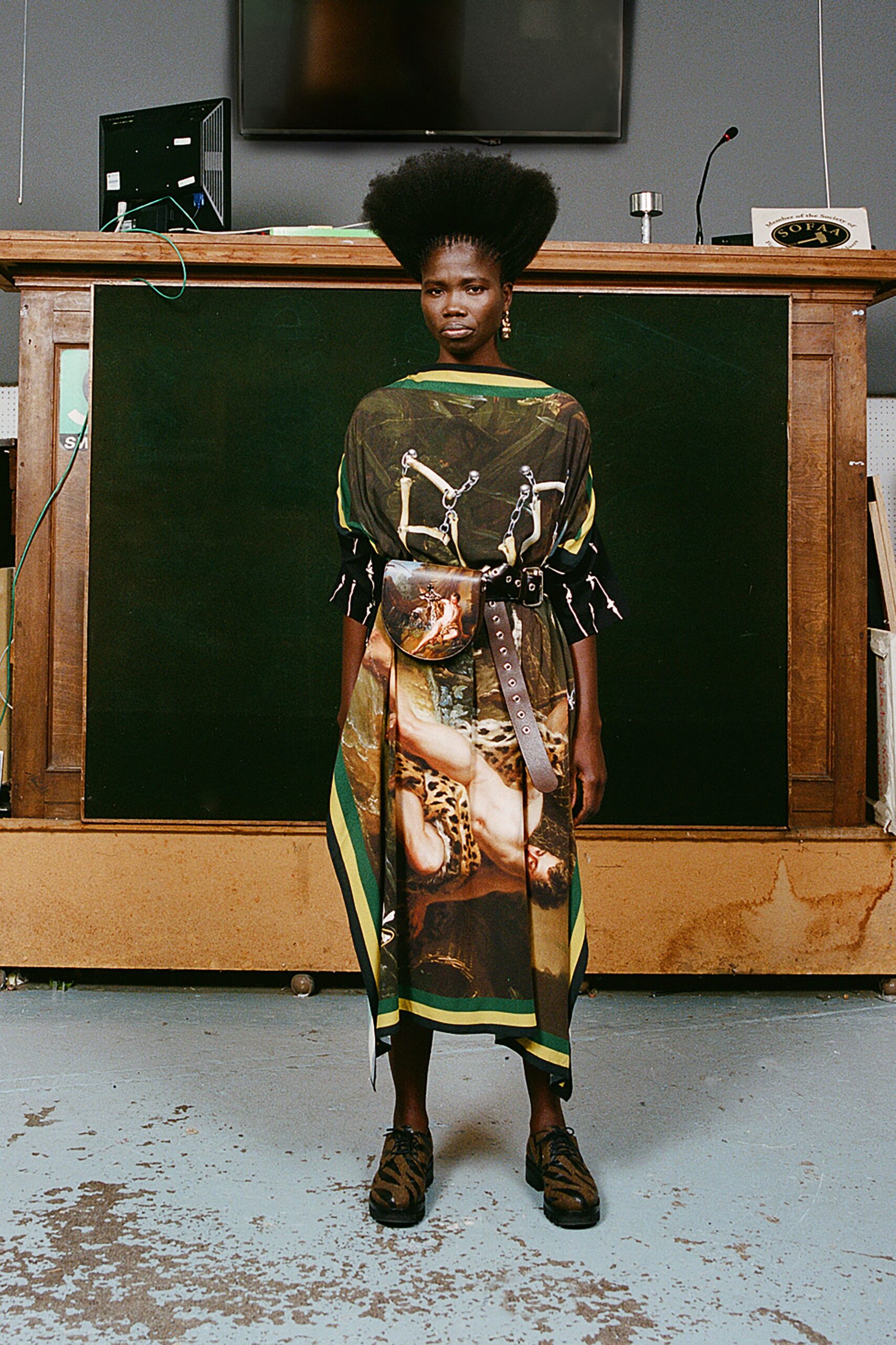 Vivienne Westwood F/W 22 Look 14