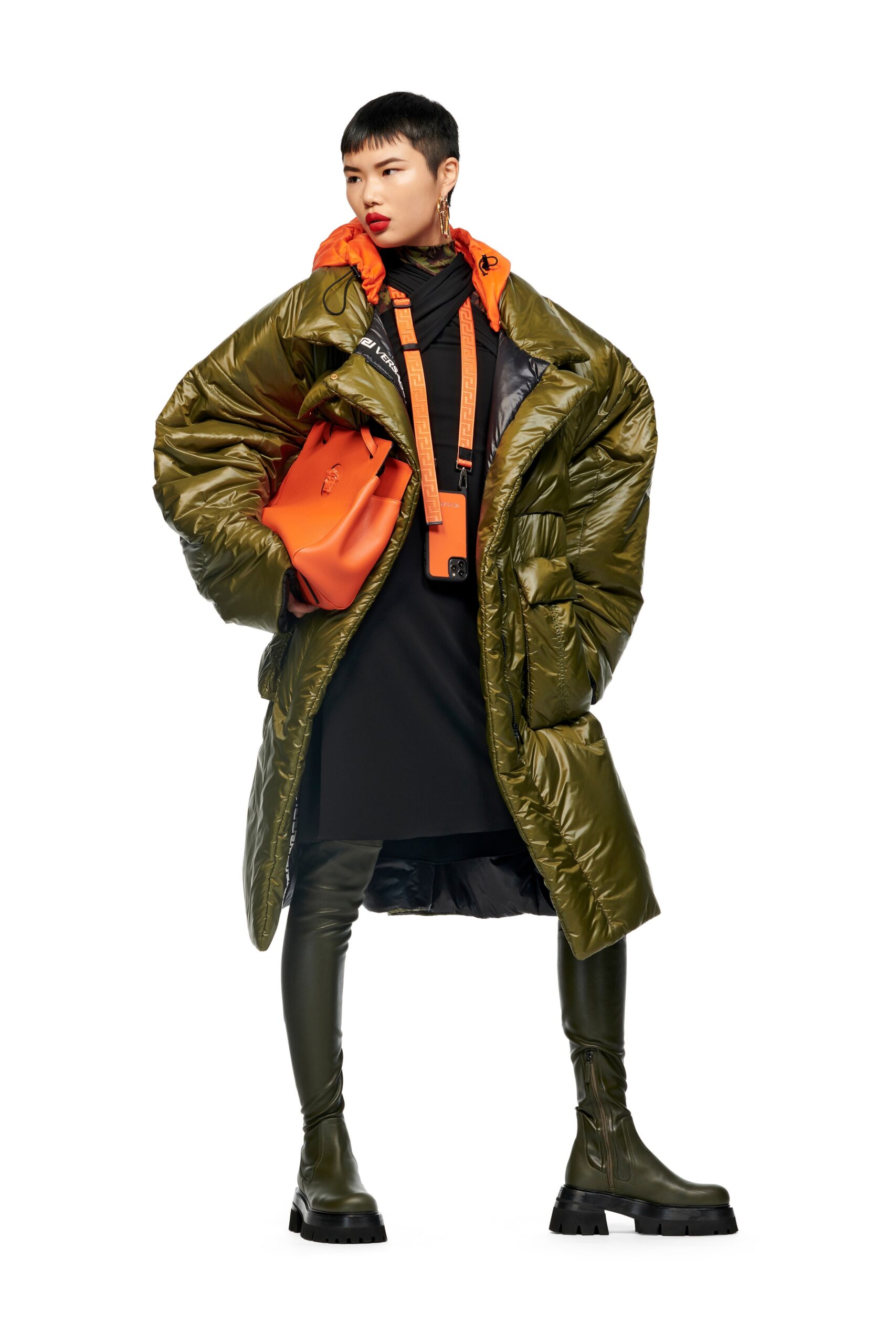 Versace F/W 21 Look 15
