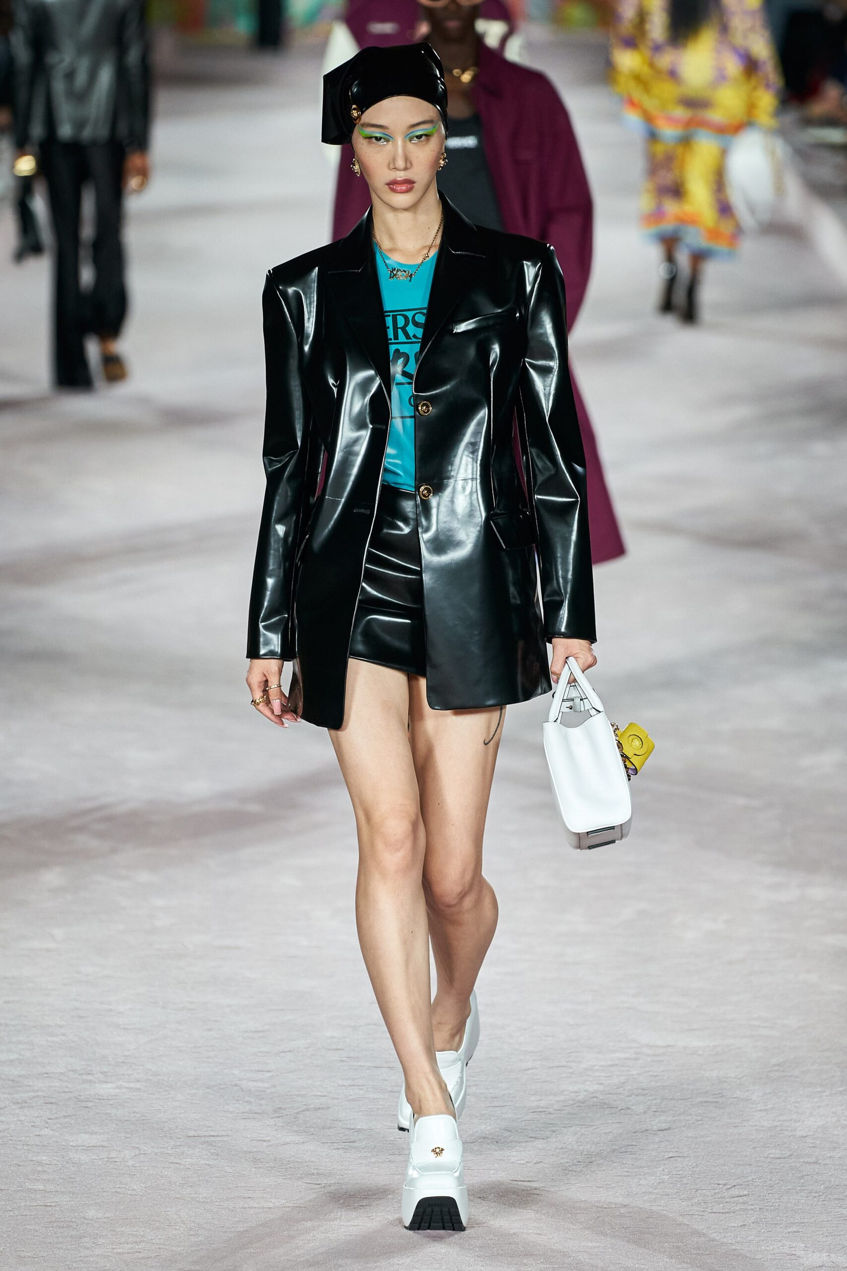 Versace S/S 22 Look 15