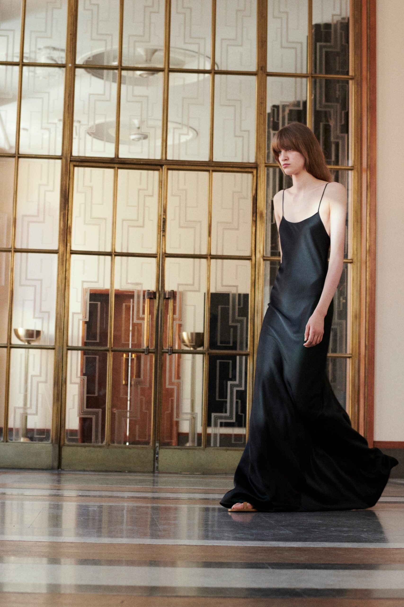 Victoria Beckham Resort 22 Look 14