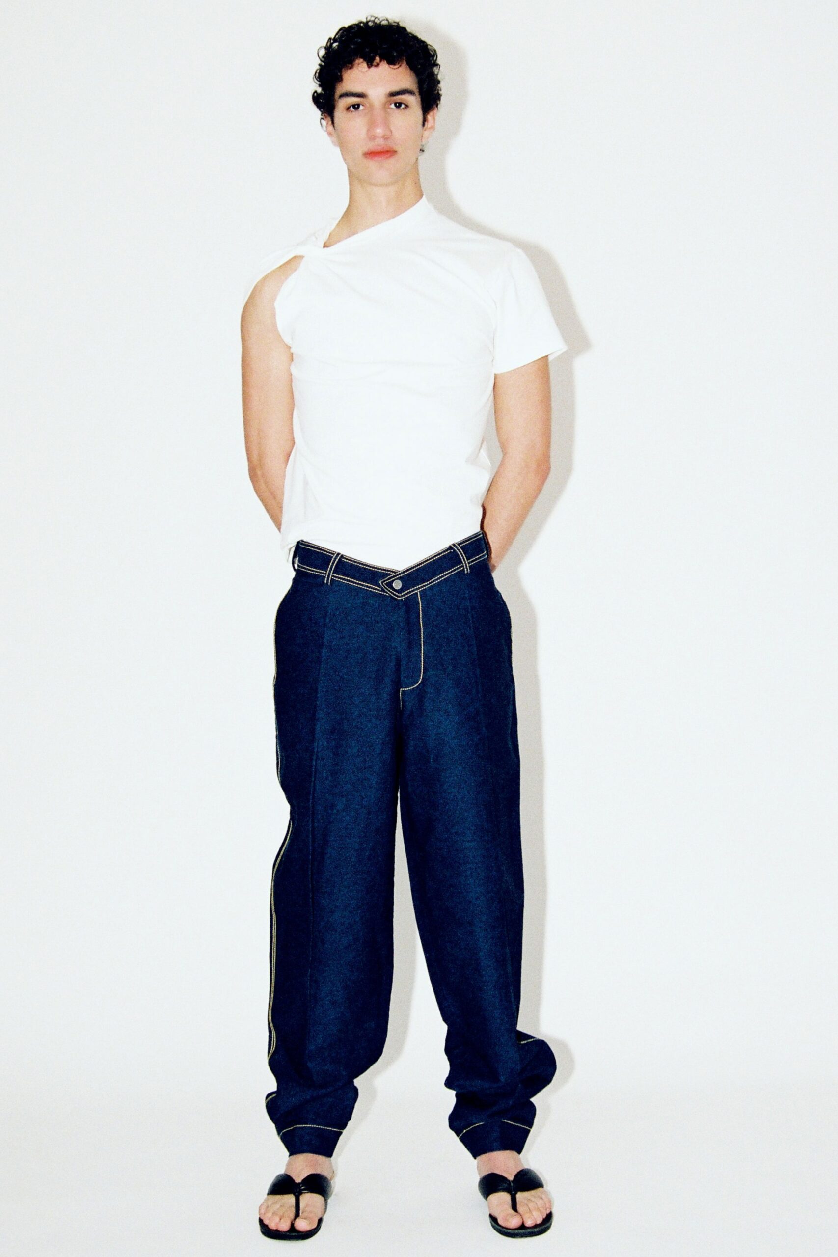 Veja F/W 22 Look 15