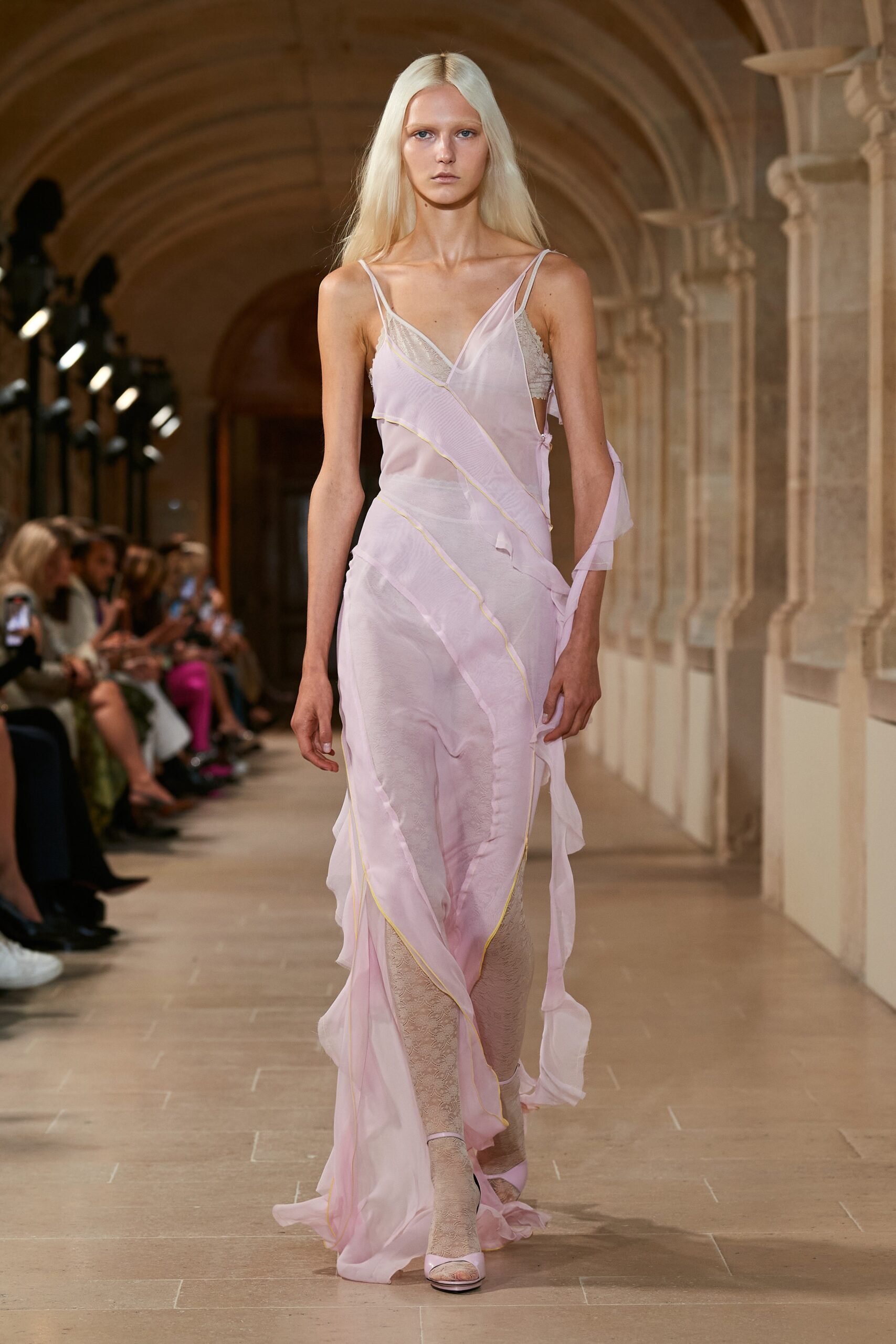Victoria Beckham S/S 23 Look 15